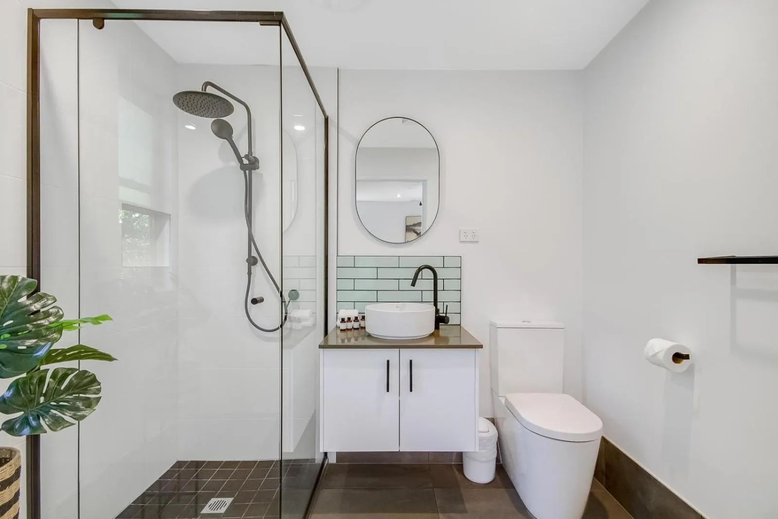 Bathroom in Ingenia Holidays Byron Bay