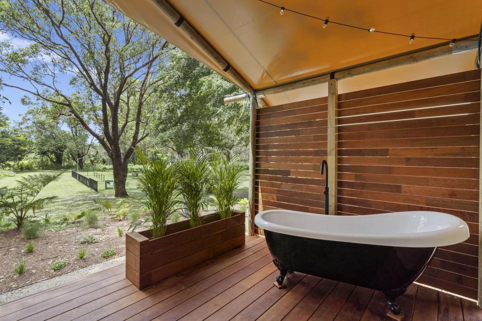 Patio in Ingenia Holidays Byron Bay