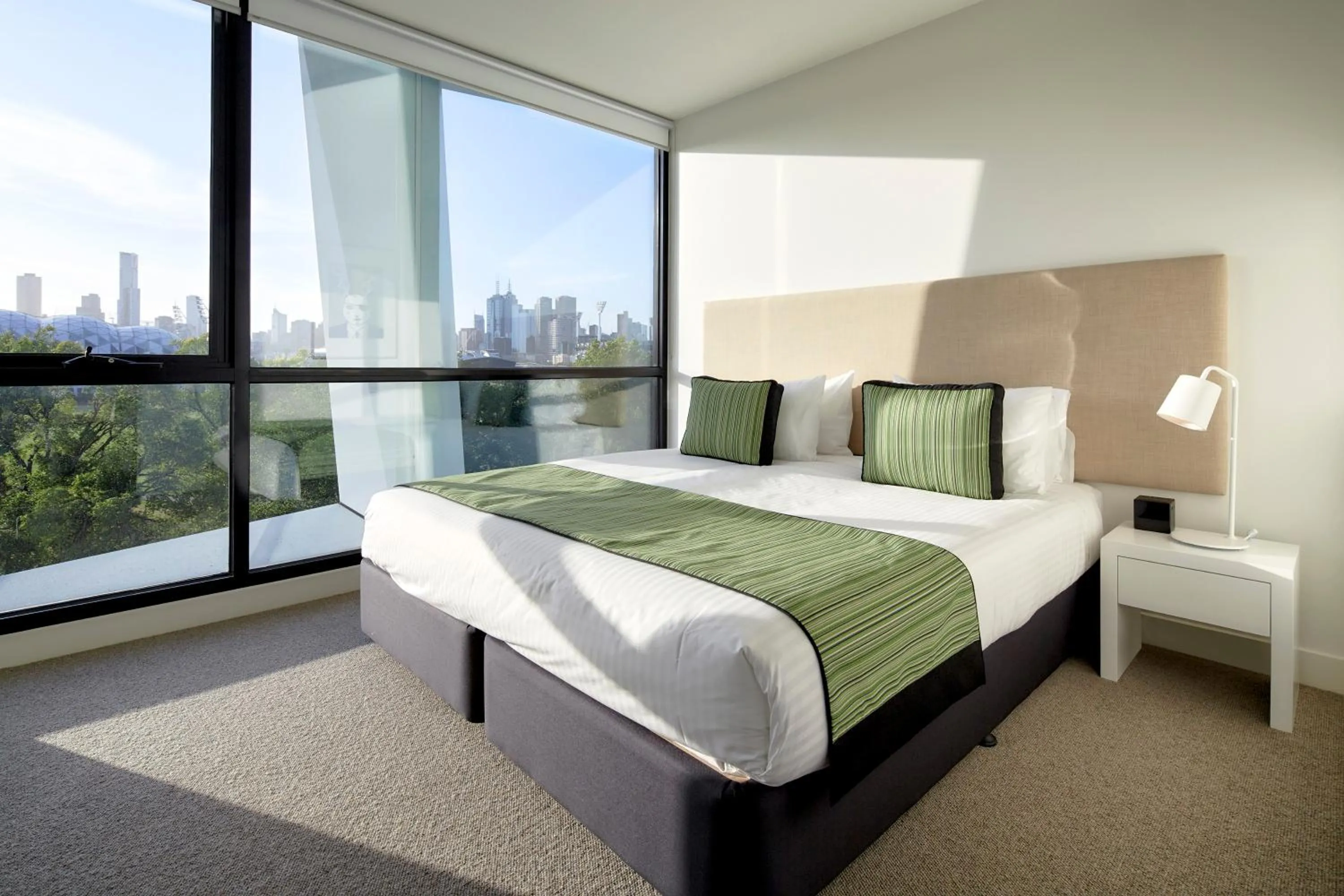 Bed in 381 Cremorne