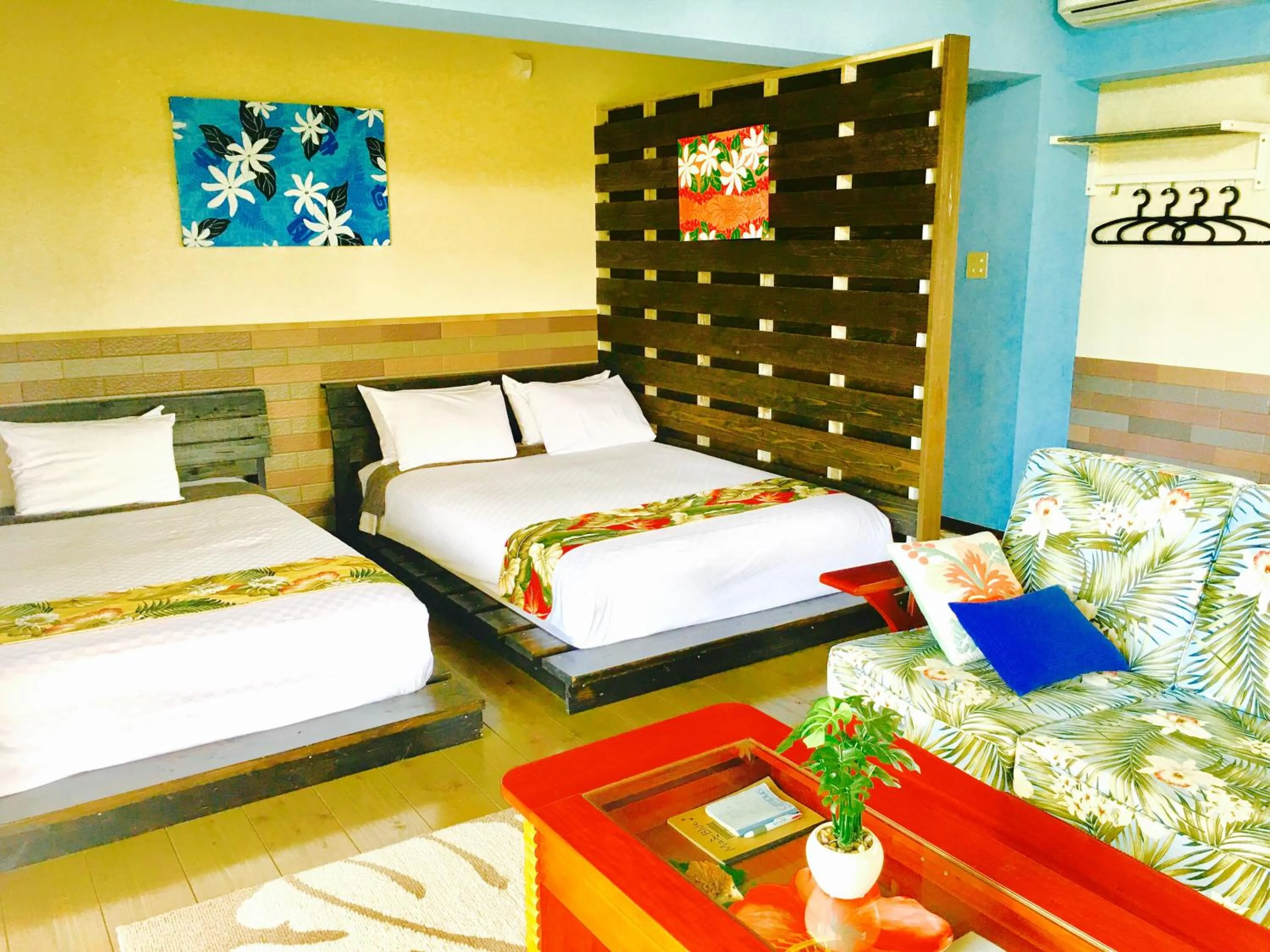 Bed in Ma-Blue Garden House