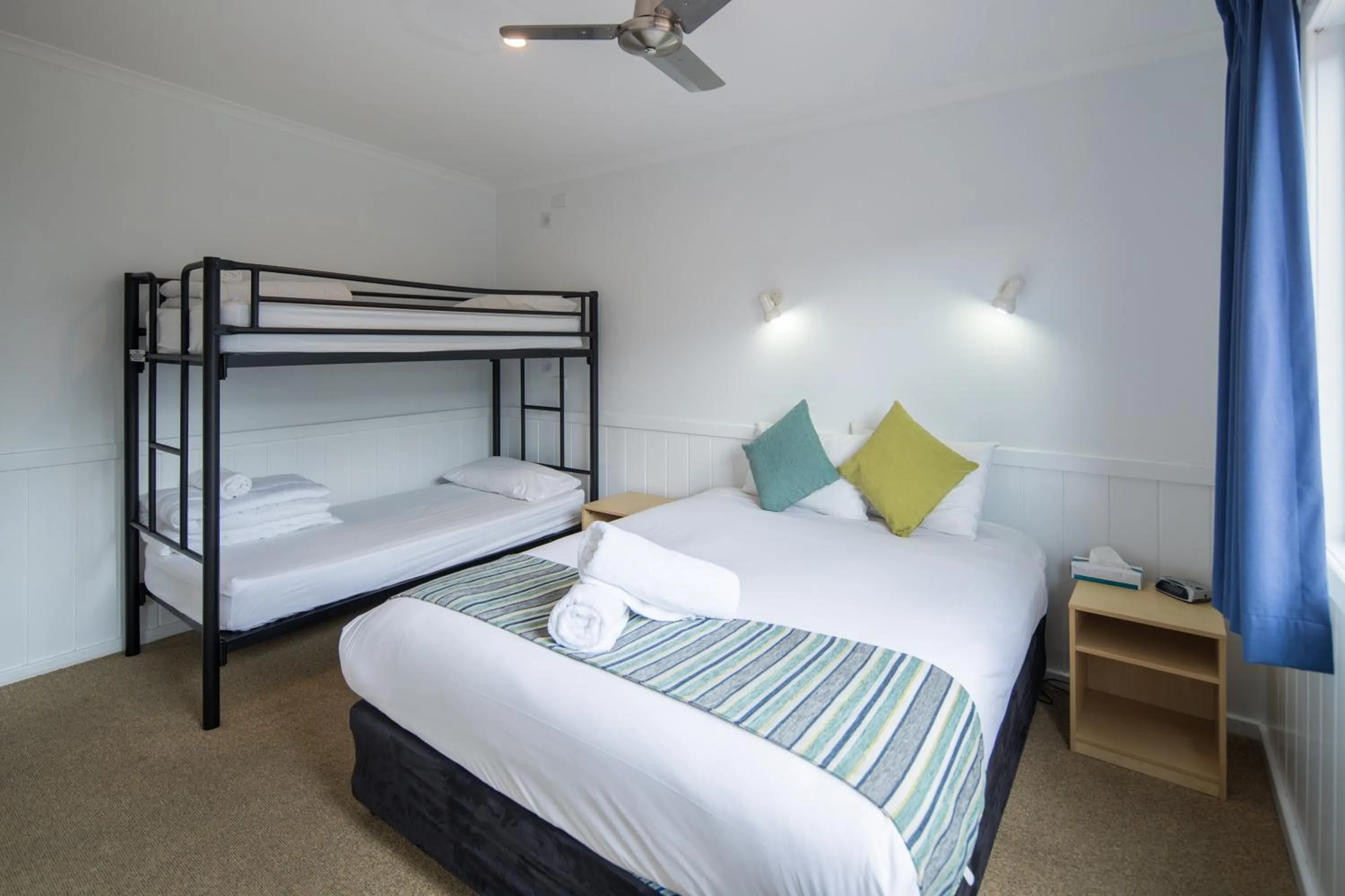 Photo of the whole room, Bed in Ingenia Holidays Lake Conjola