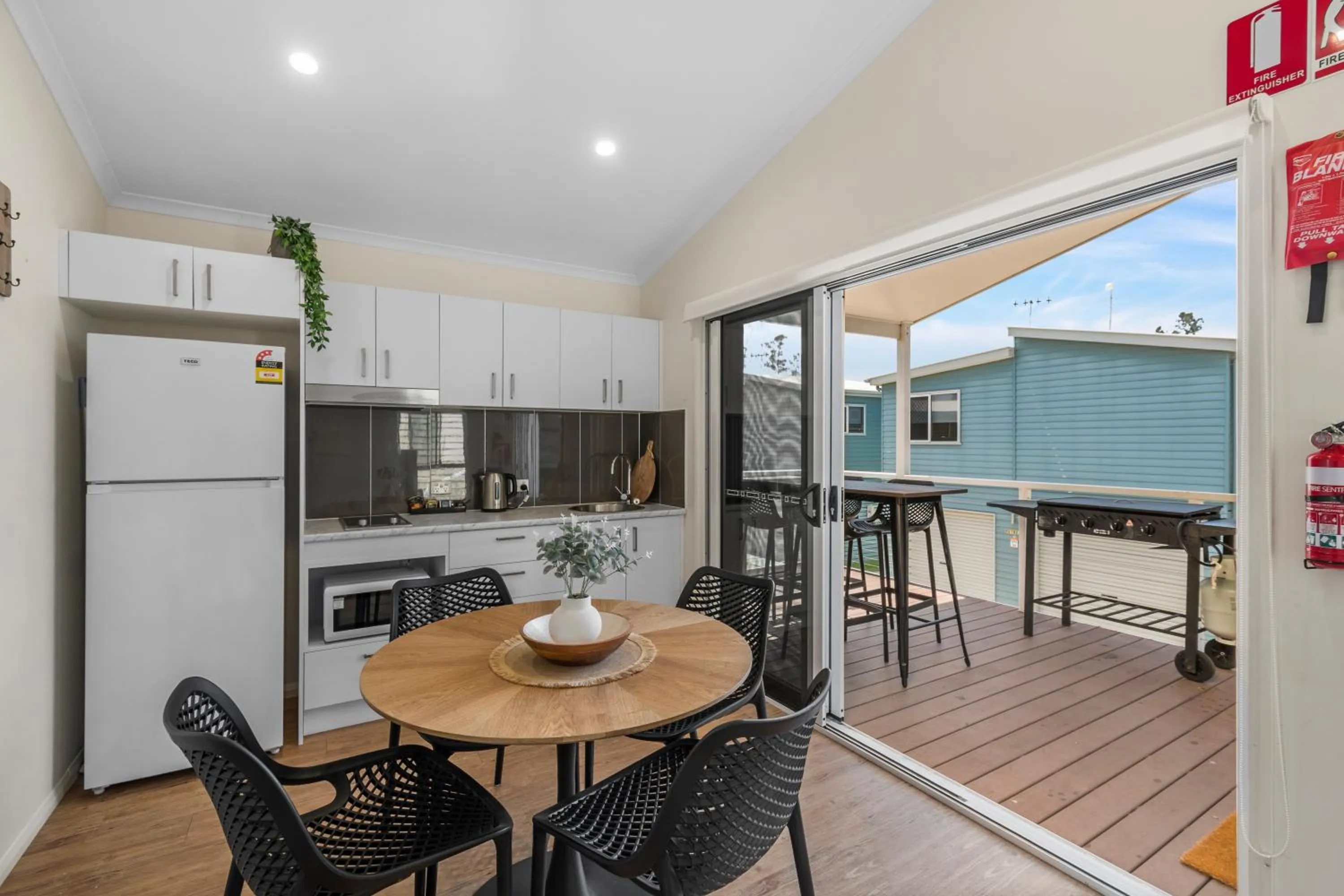 kitchen in Ingenia Holidays Lake Conjola