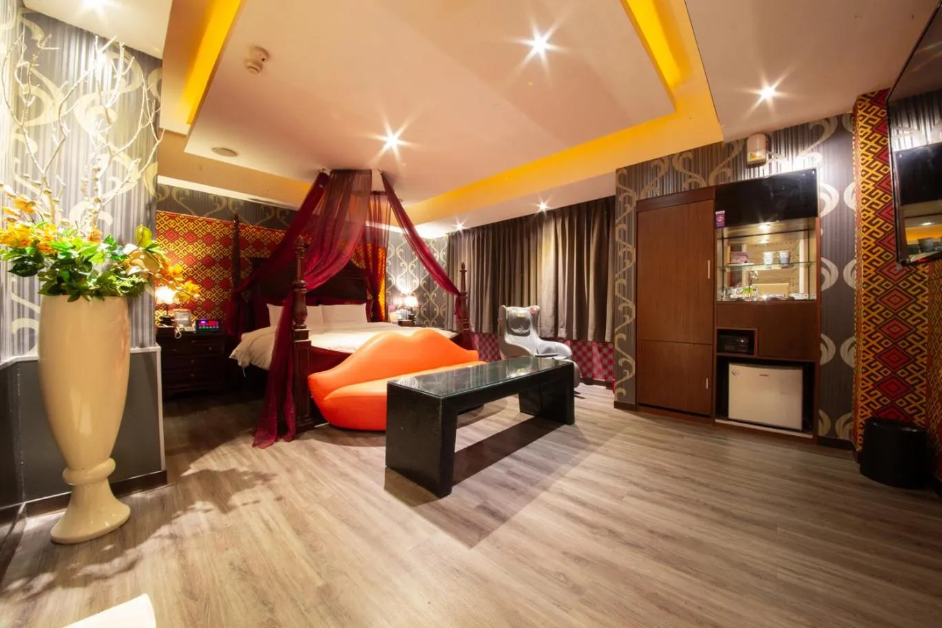 Bedroom, Bed in Wsb Motel-Rende