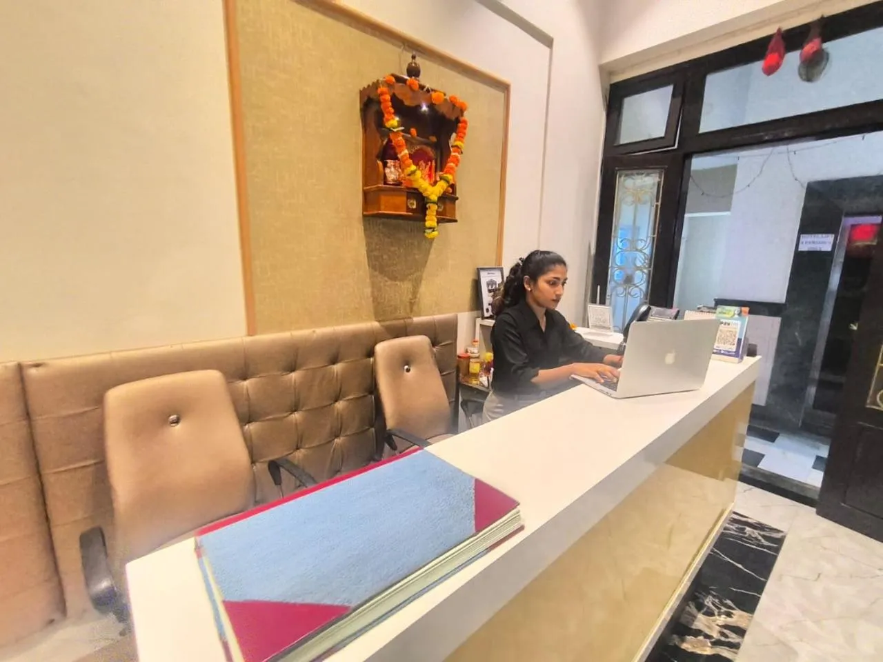 People in Hotel Shubham Inn