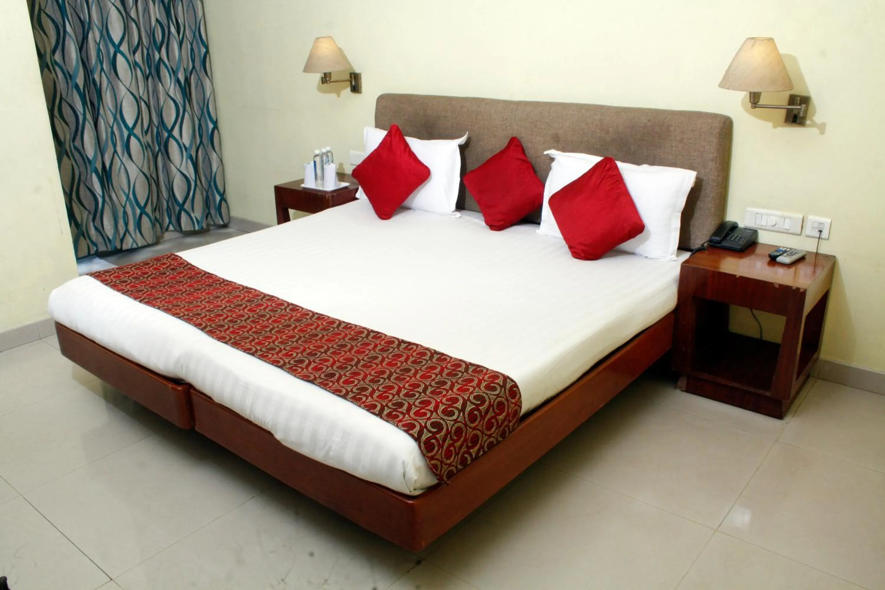 Bedroom in Park Residency Luxury Business Hotel