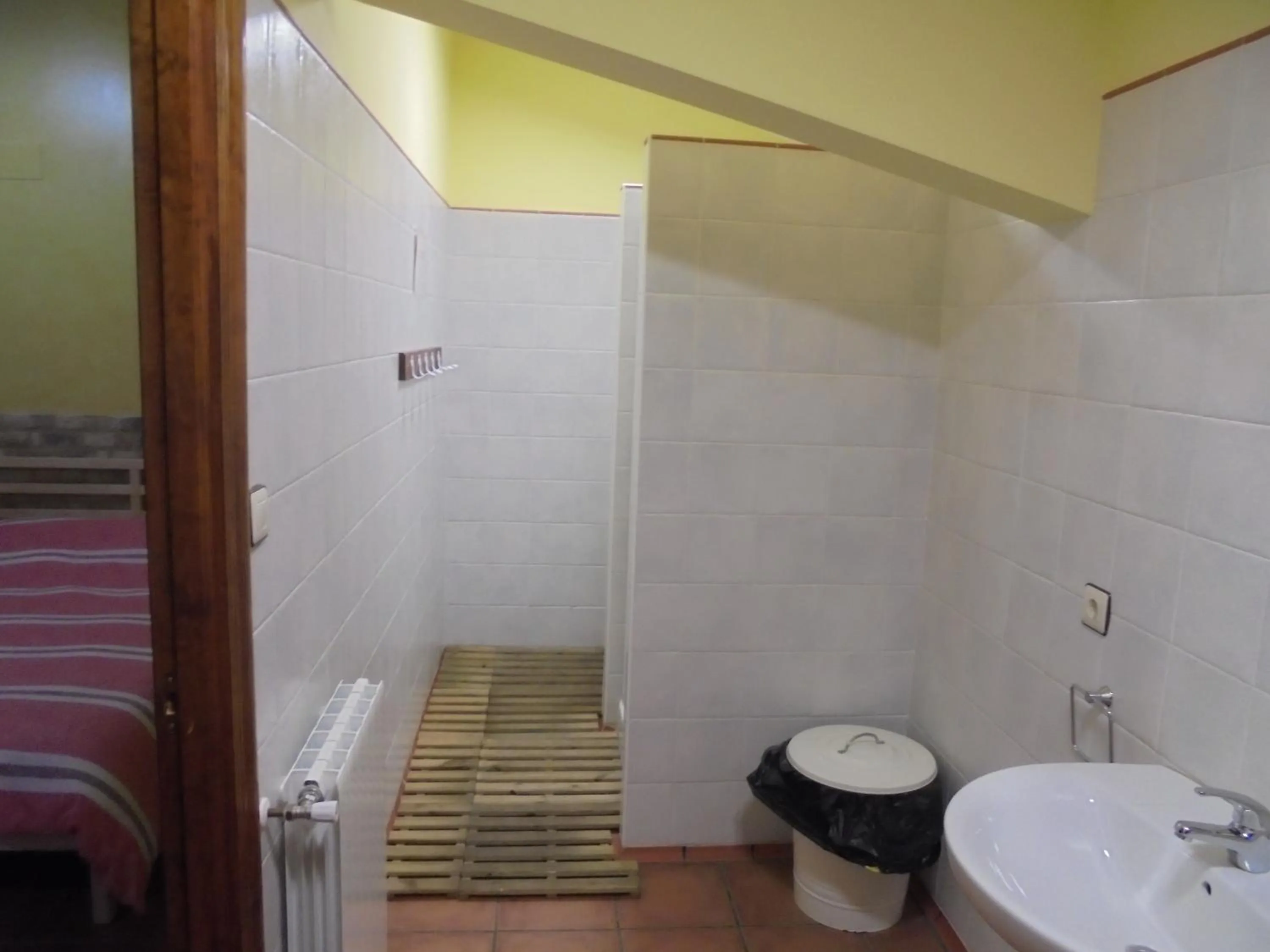 Bathroom in Albergue Areitz Soroa