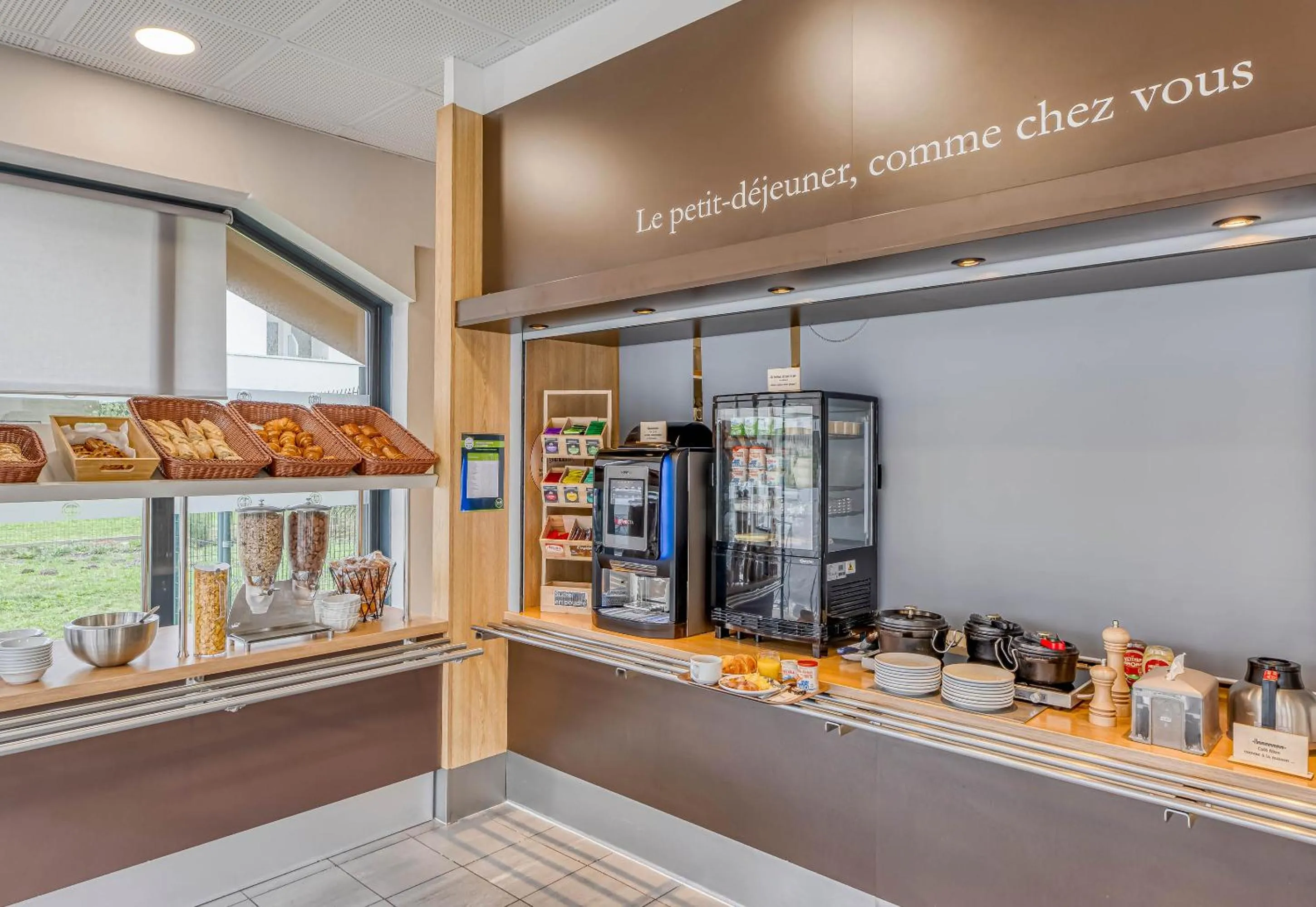 Breakfast in B&B HOTEL Arcachon Gujan-Mestras