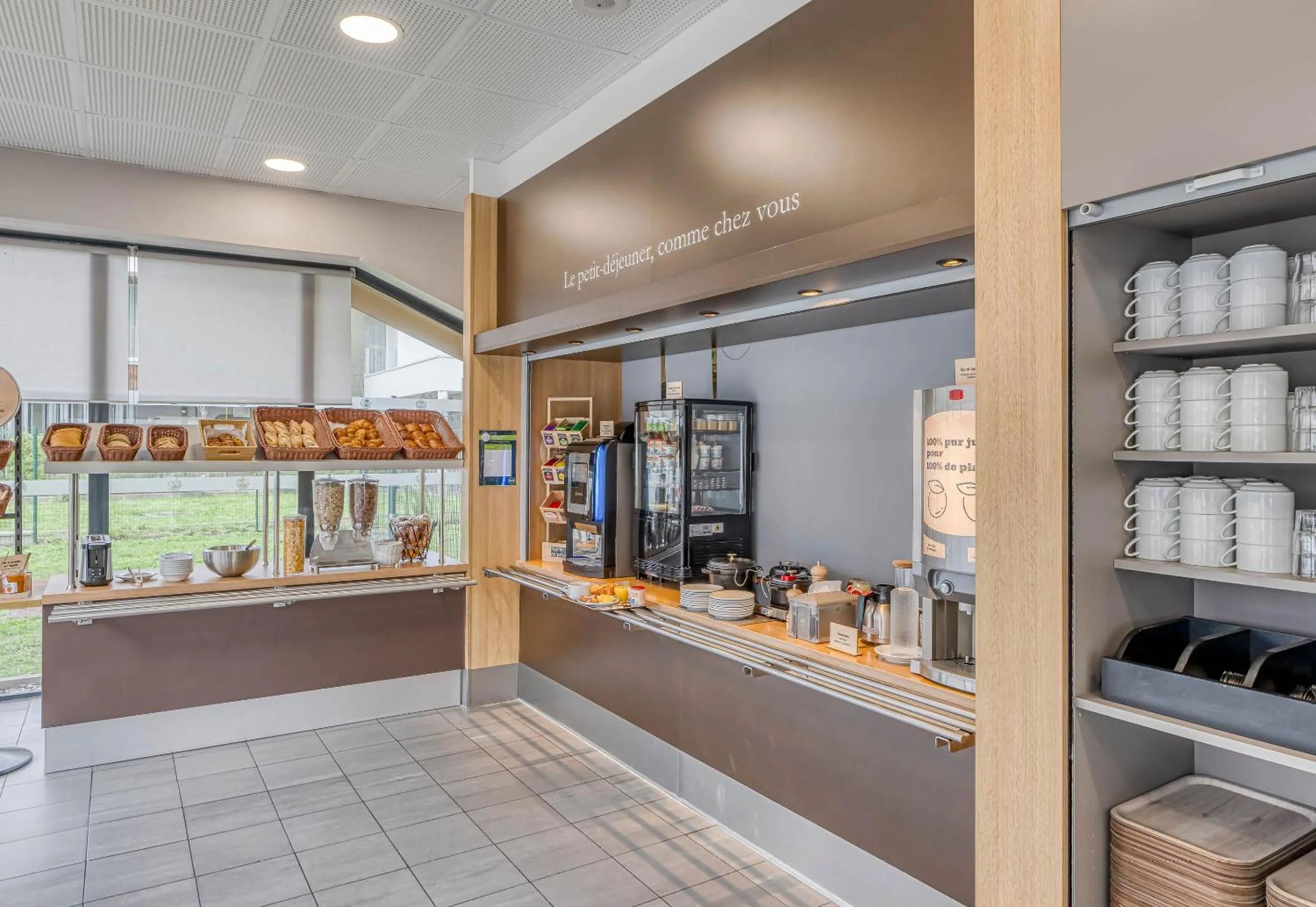 Buffet breakfast in B&B HOTEL Arcachon Gujan-Mestras