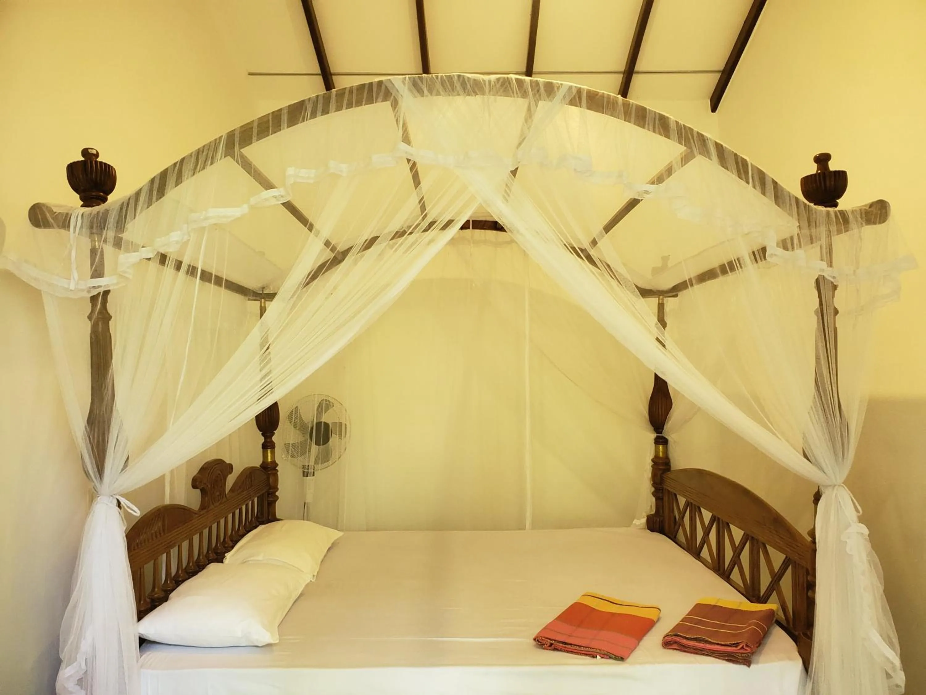 Deluxe Double Room with Balcony in Sigiriya River Side Villa