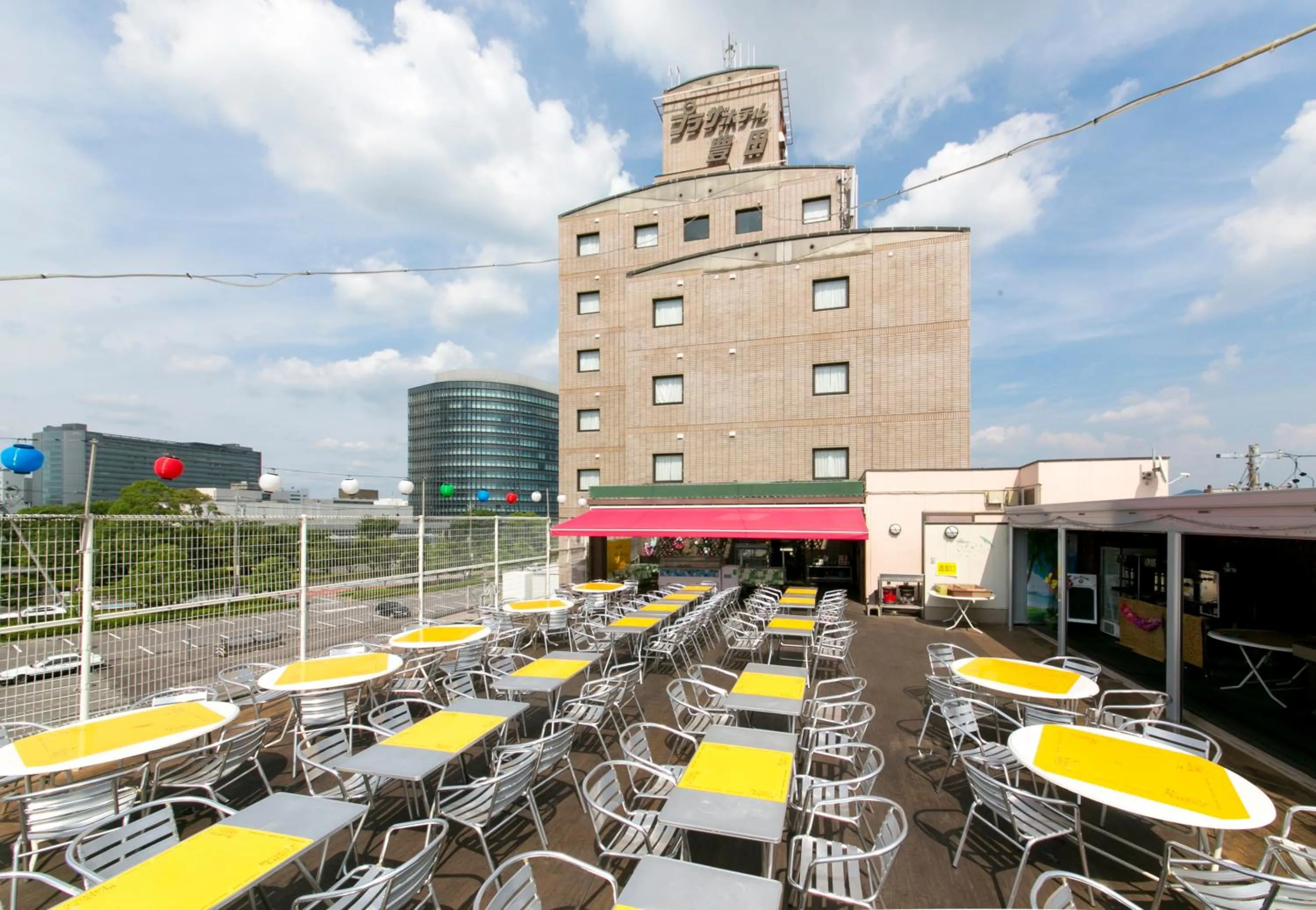 Area and facilities in Plaza Hotel Toyota