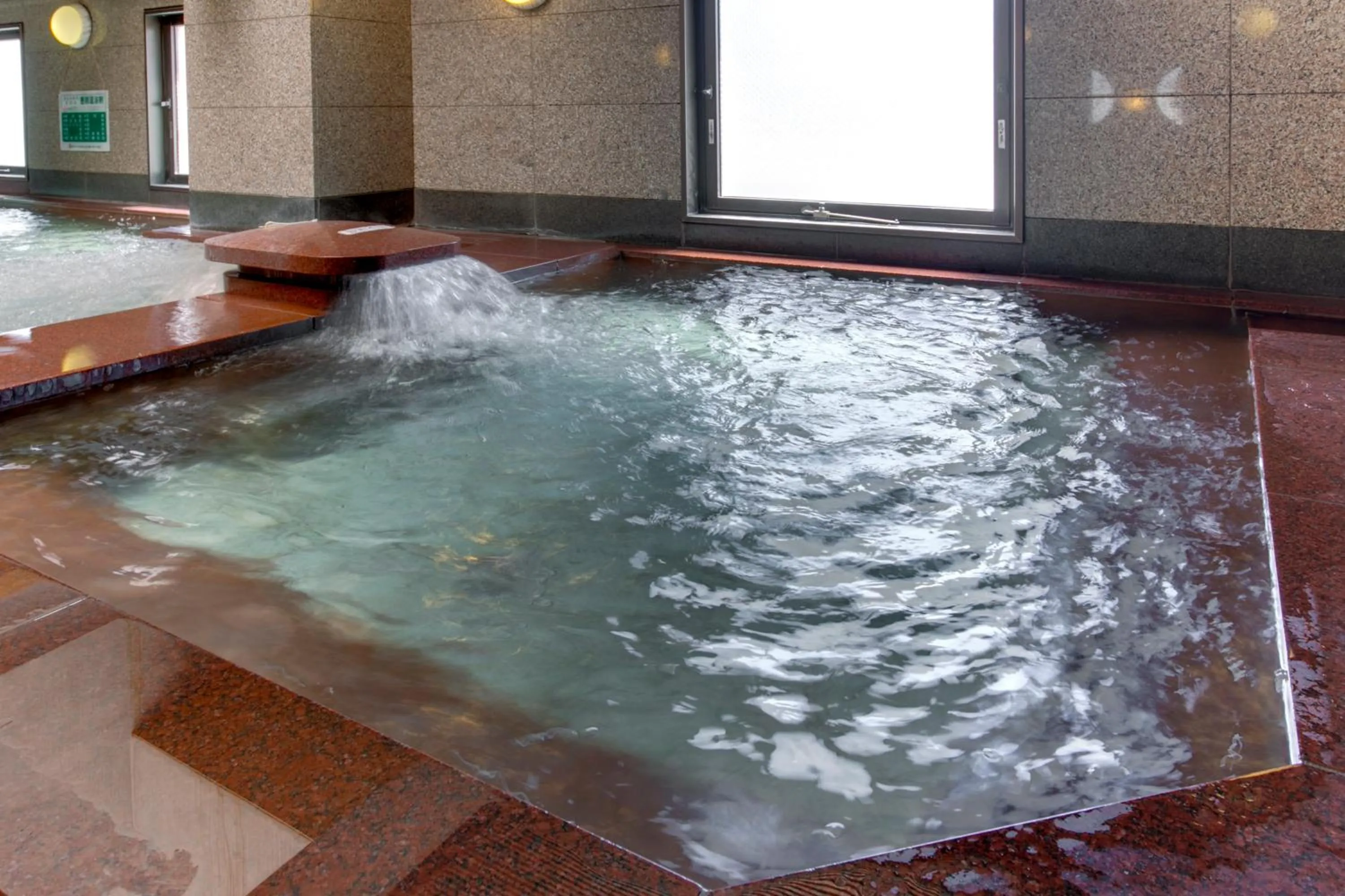 Public Bath in Plaza Hotel Toyota