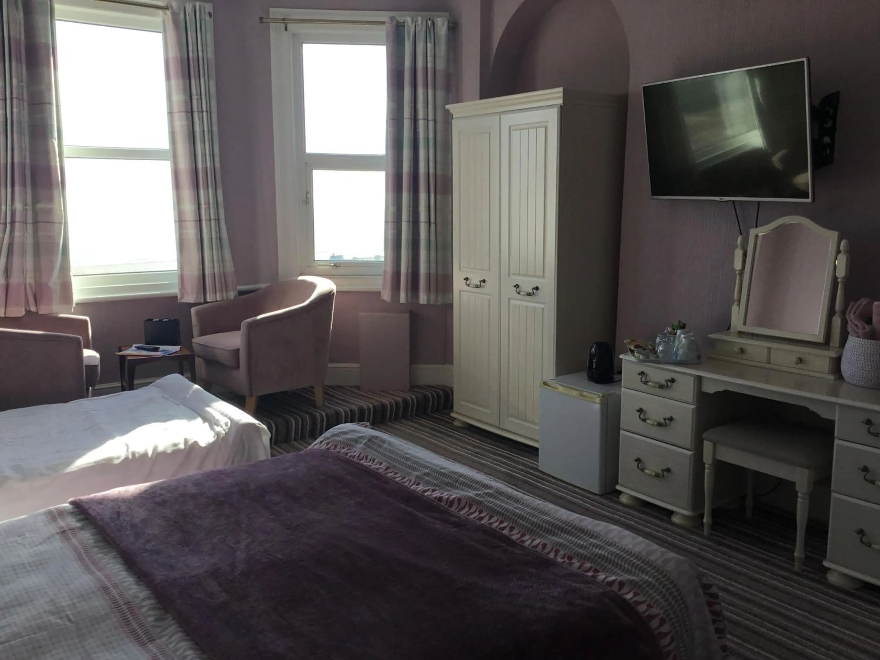 Bed in The Coventry Guest House