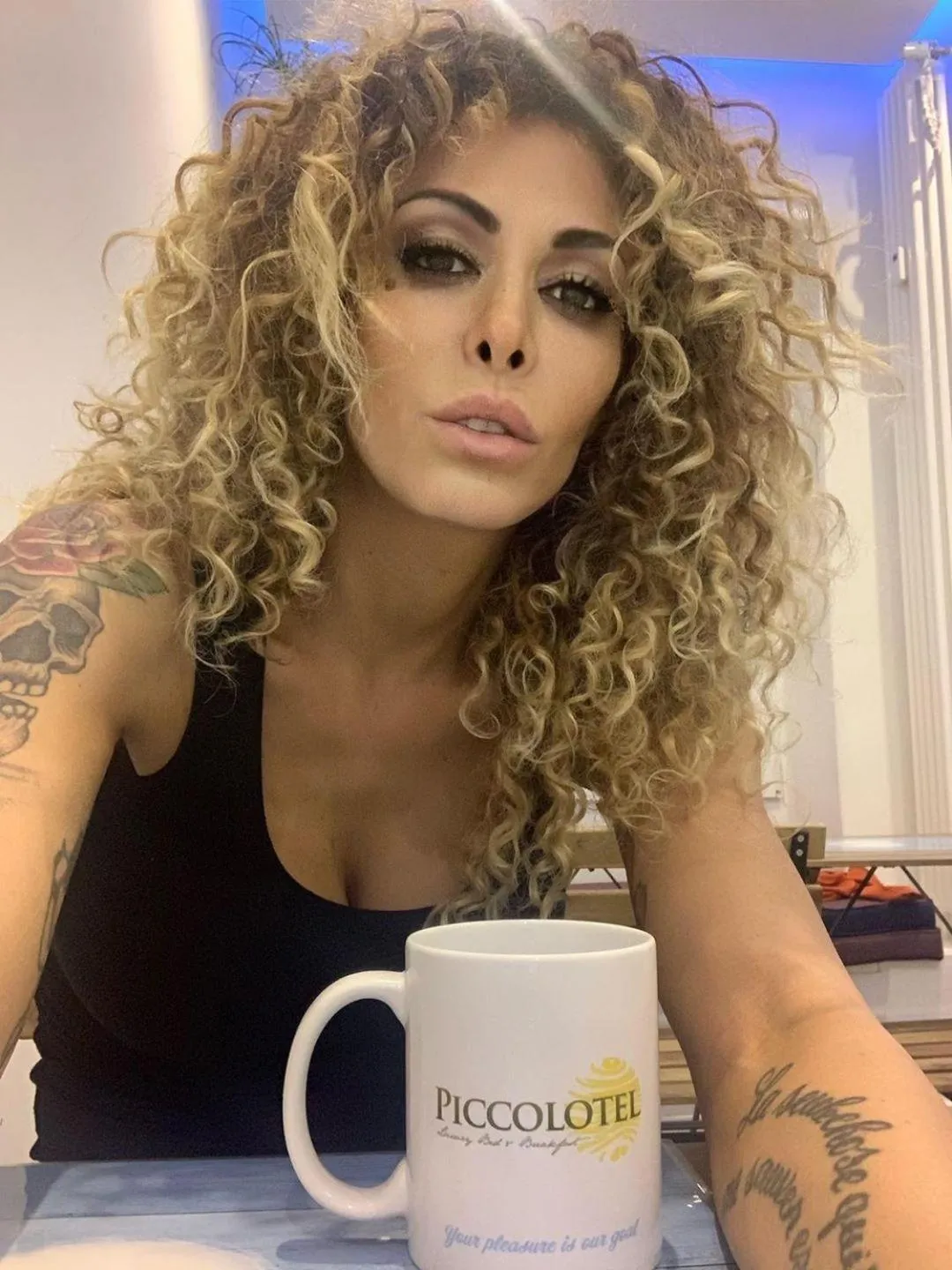 Communal lounge/ TV room in Piccolotel