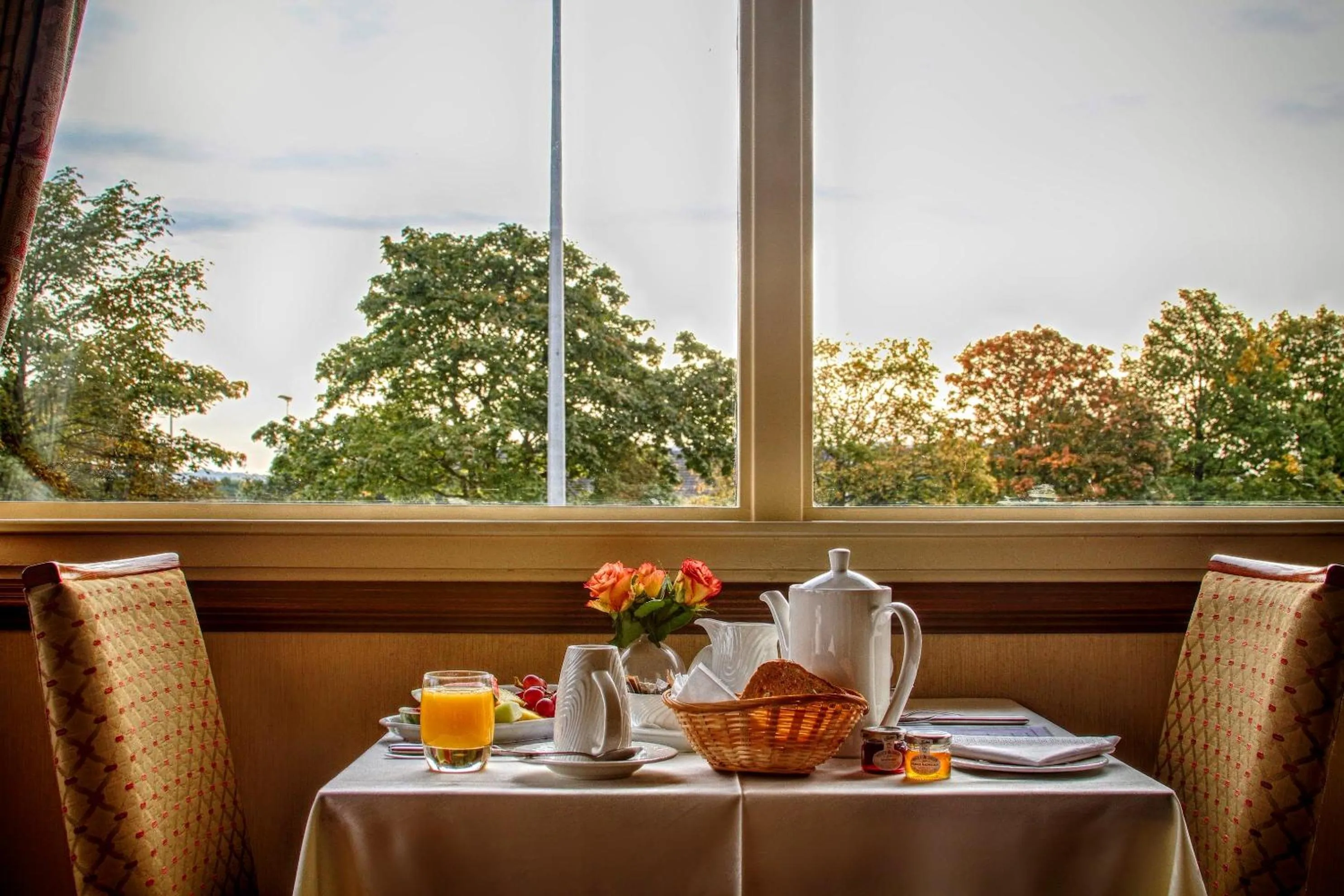 Restaurant/places to eat in Strathburn Hotel Inverurie by Compass Hospitality