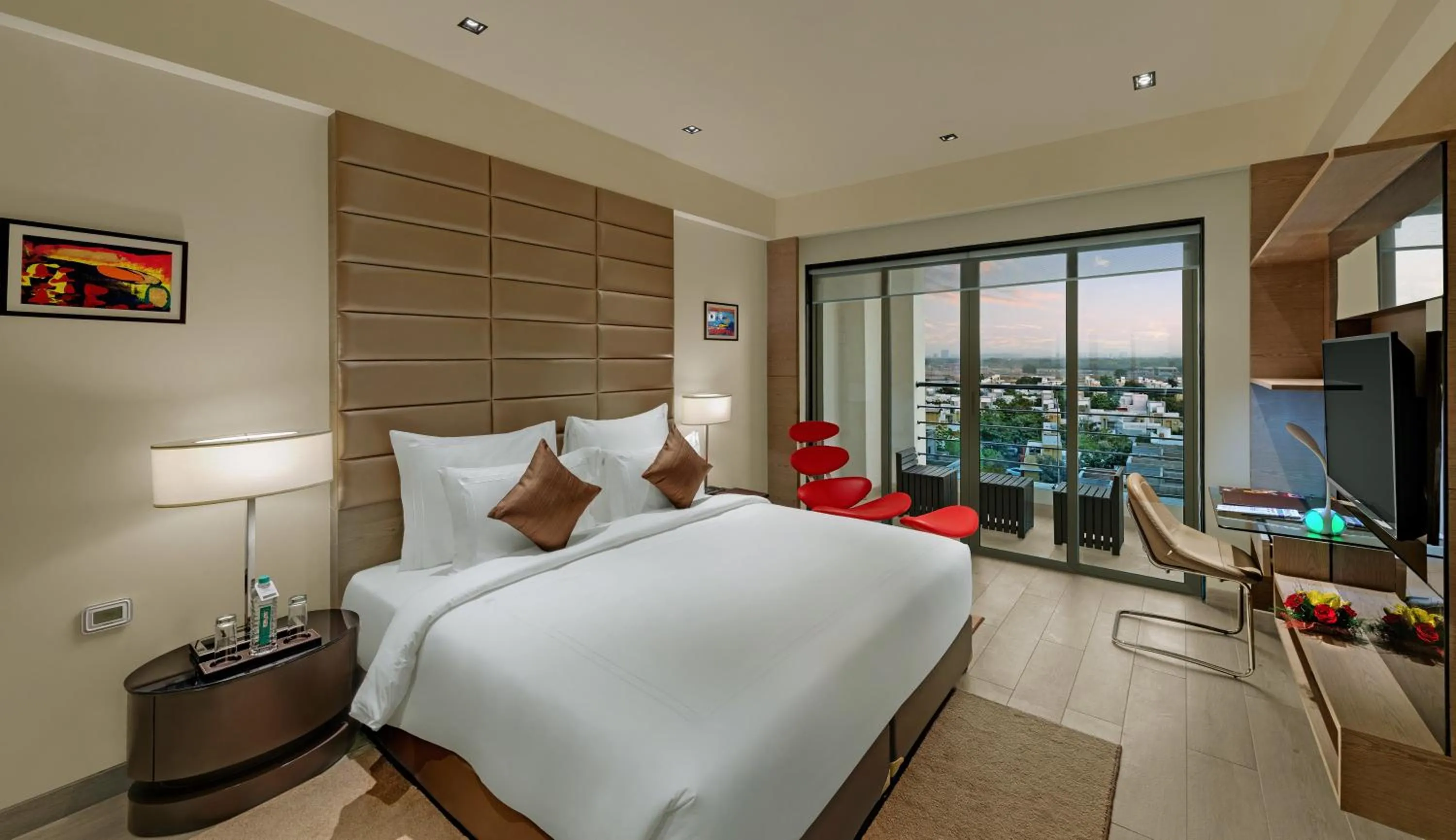 Bathroom, Bed in Wyndham Ahmedabad Shela