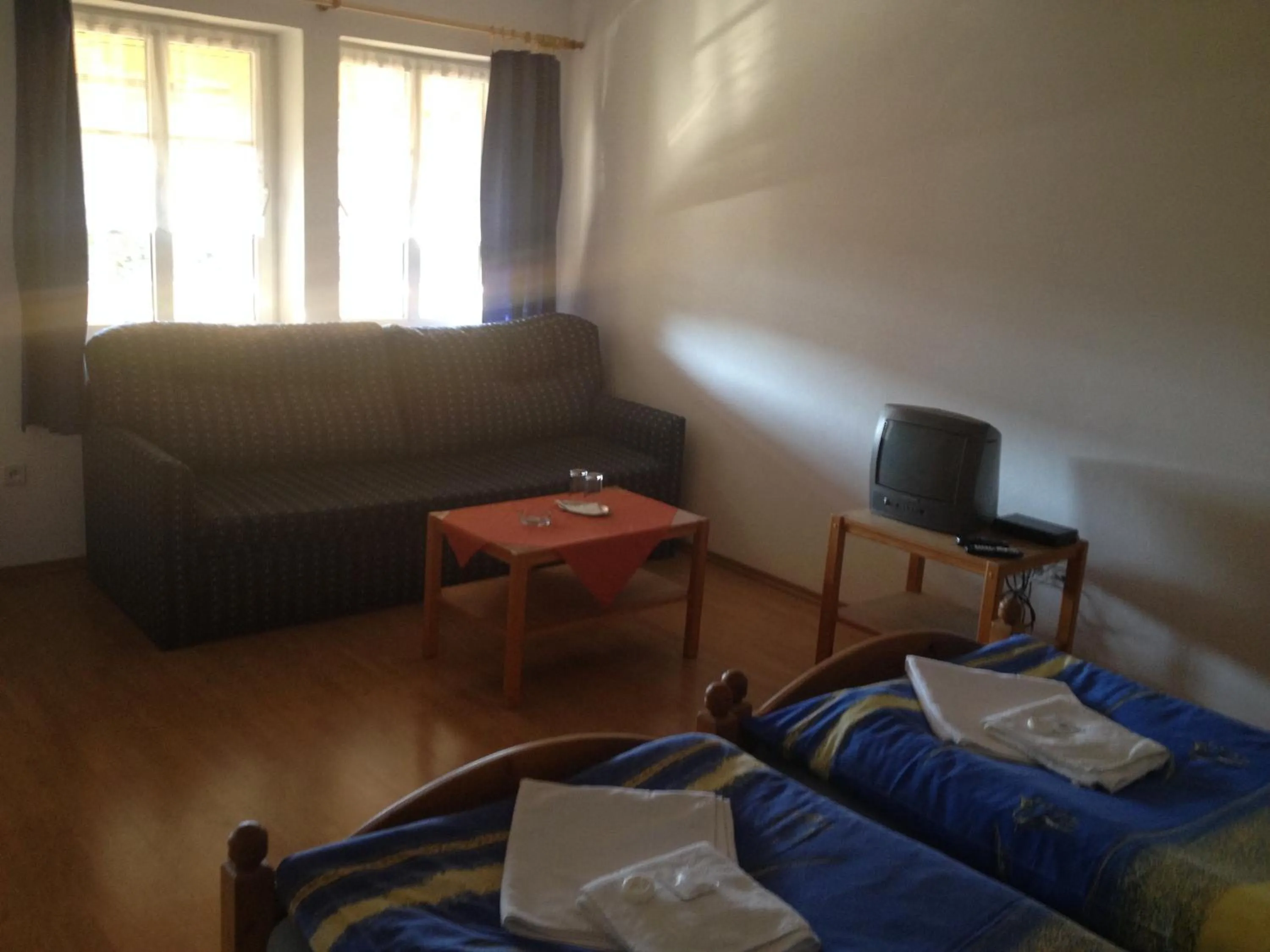 Seating area in Hotel Atawa