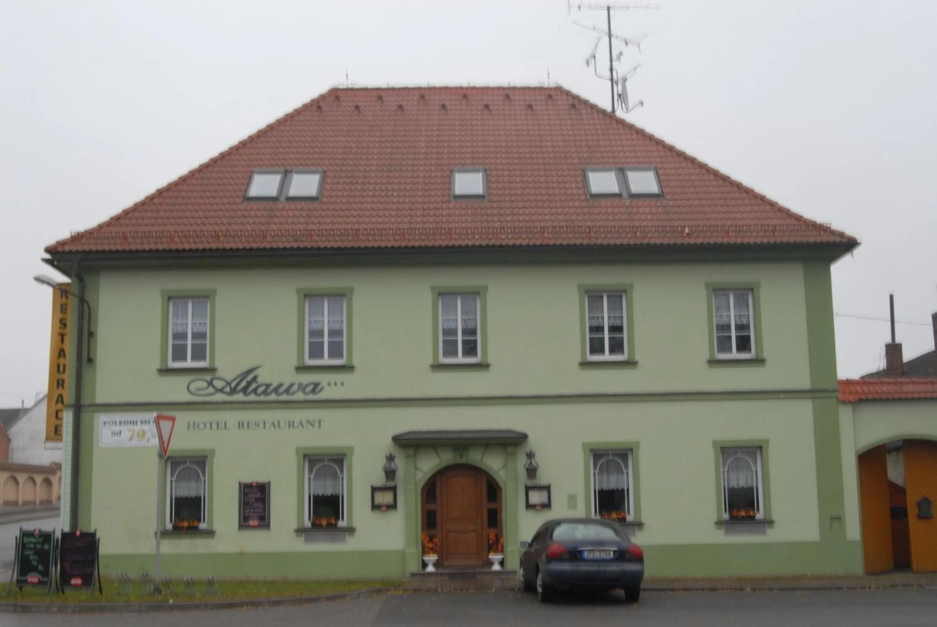 Facade/entrance in Hotel Atawa