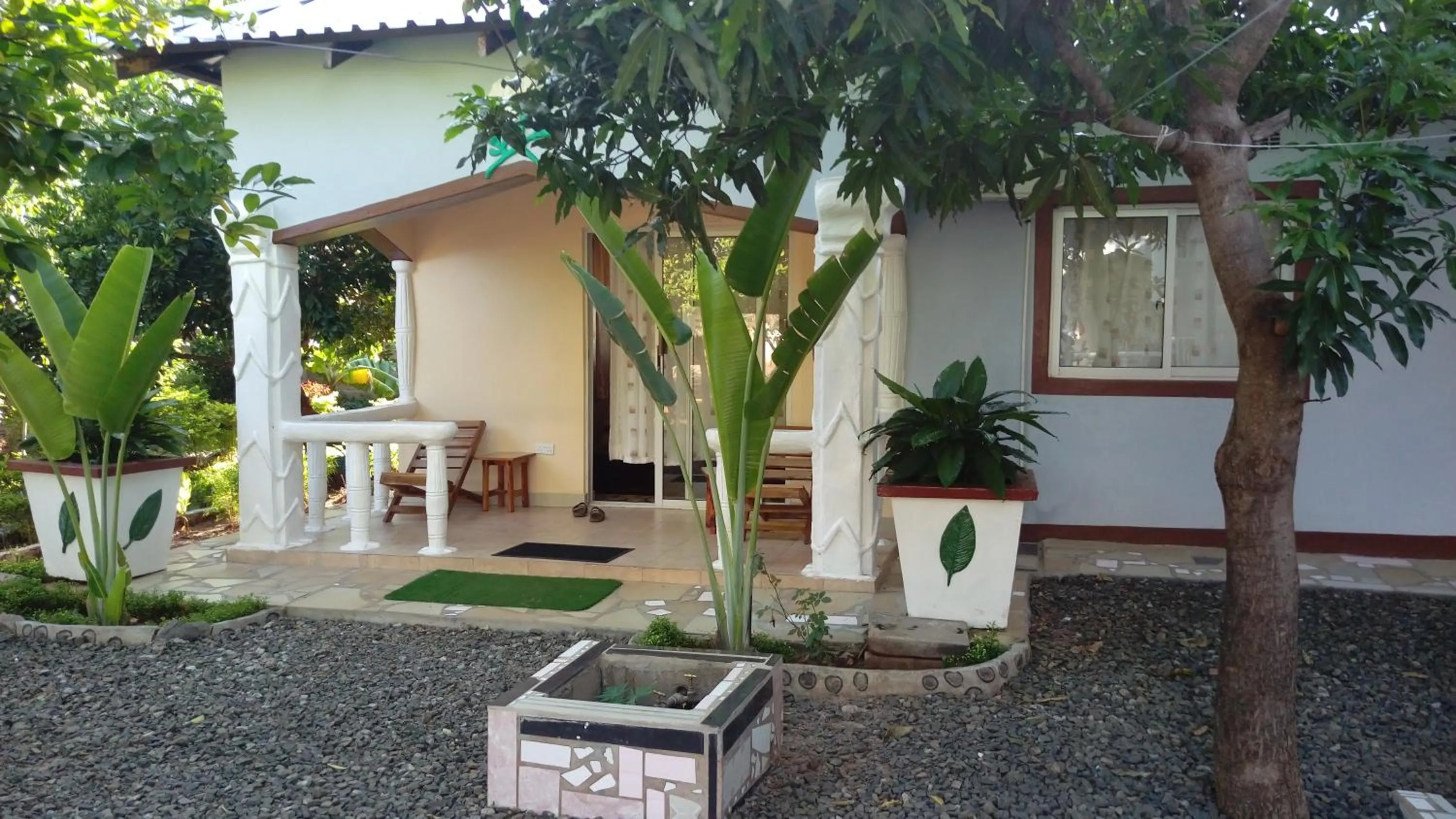 Property building in White Rose Lodge