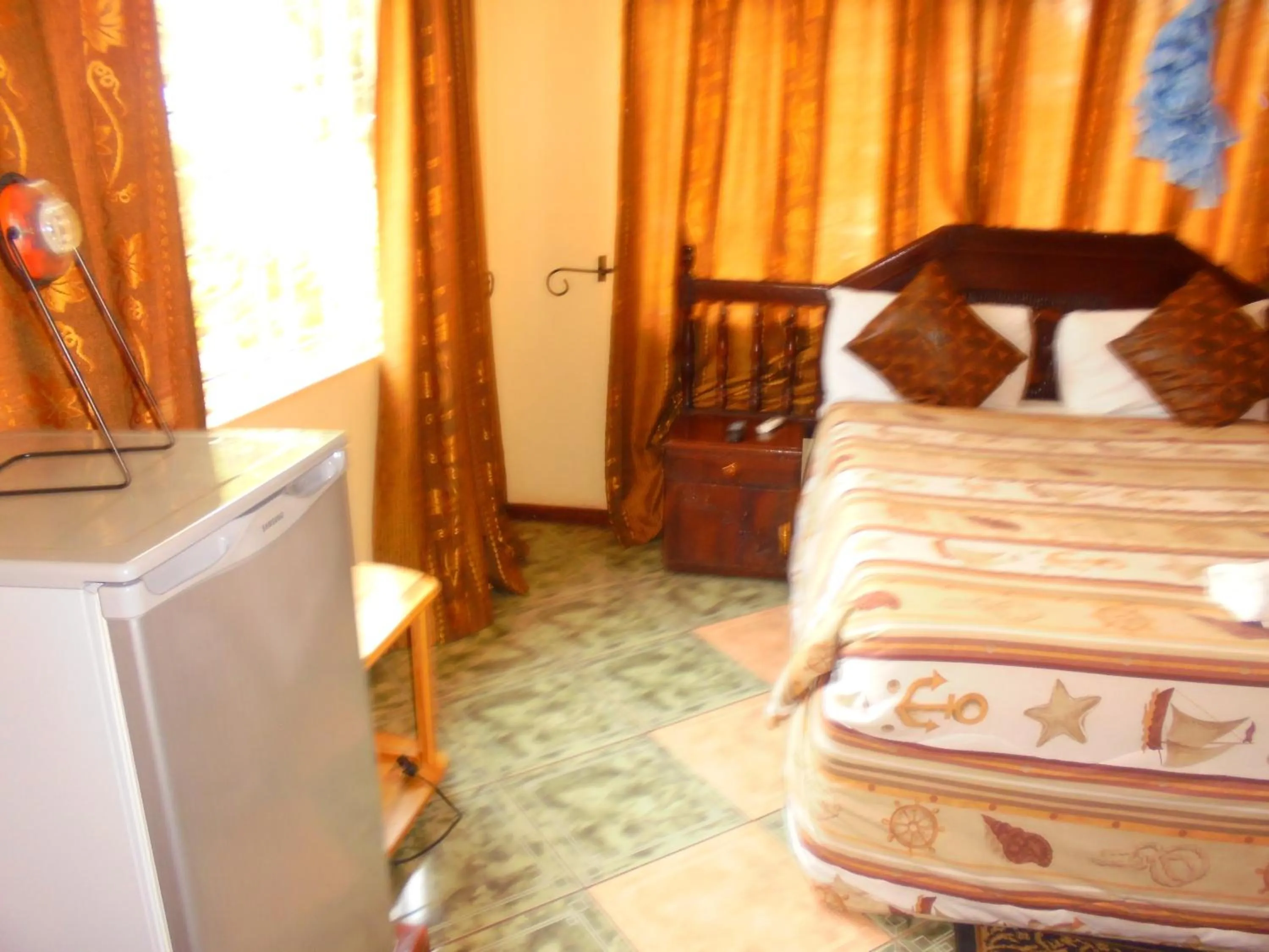 Bedroom, Bed in White Rose Lodge