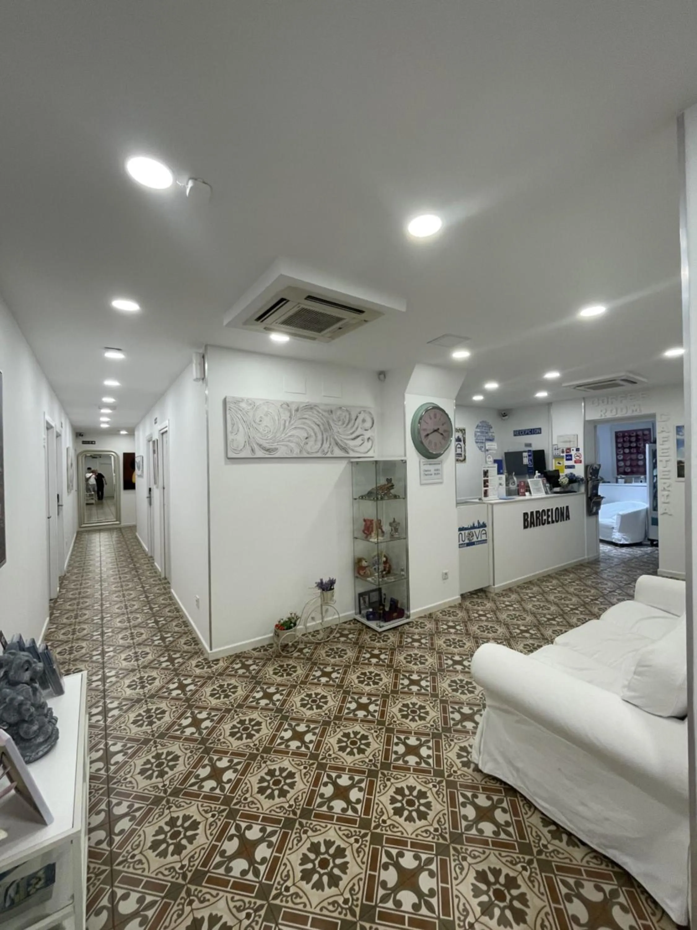 Property building in Hostal Nova Barcelona