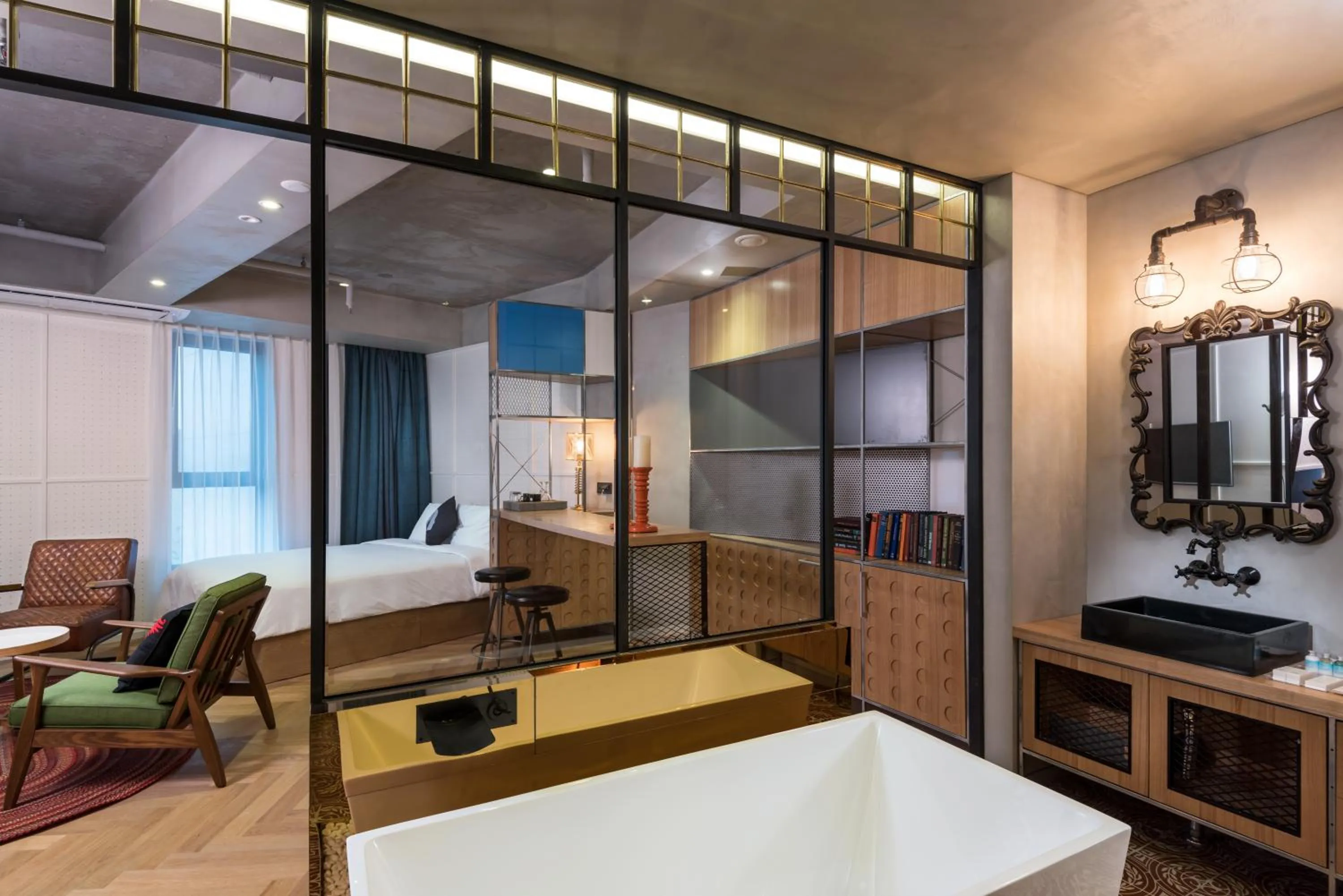 Photo of the whole room, Bed in Hotel The Designers LYJ Gangnam Premier