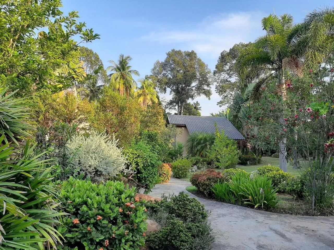 Bansuanrachawadee B&b