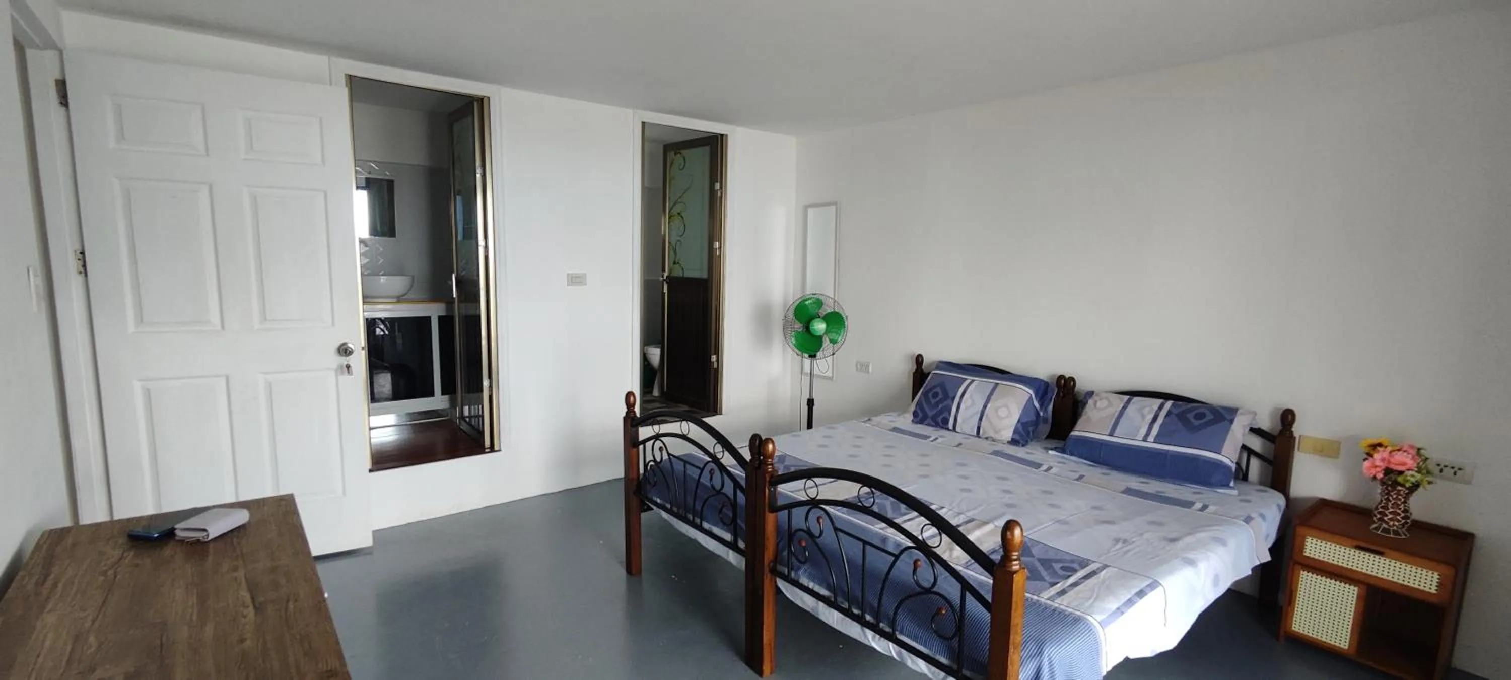 Bed in Stanley House Seaview Apartments