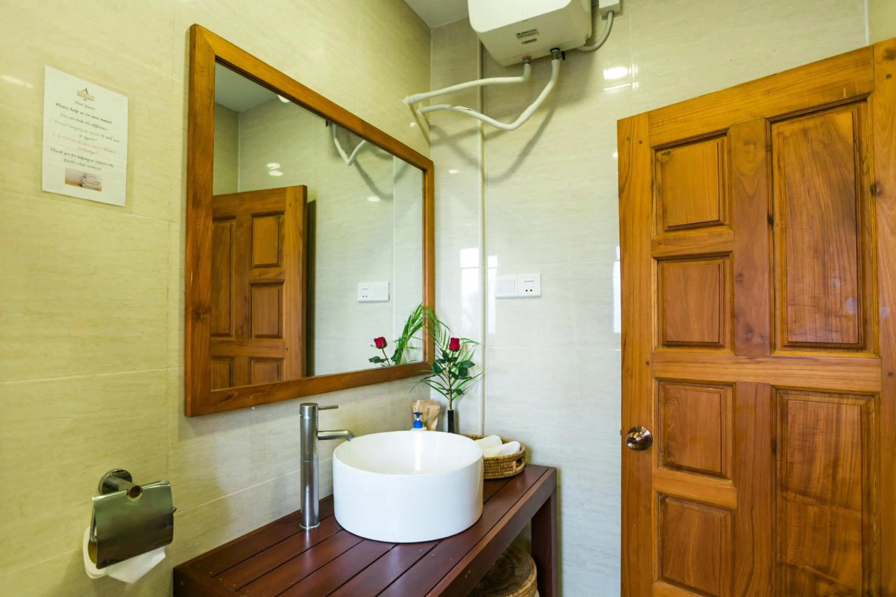 Shower in Ambassador Hill