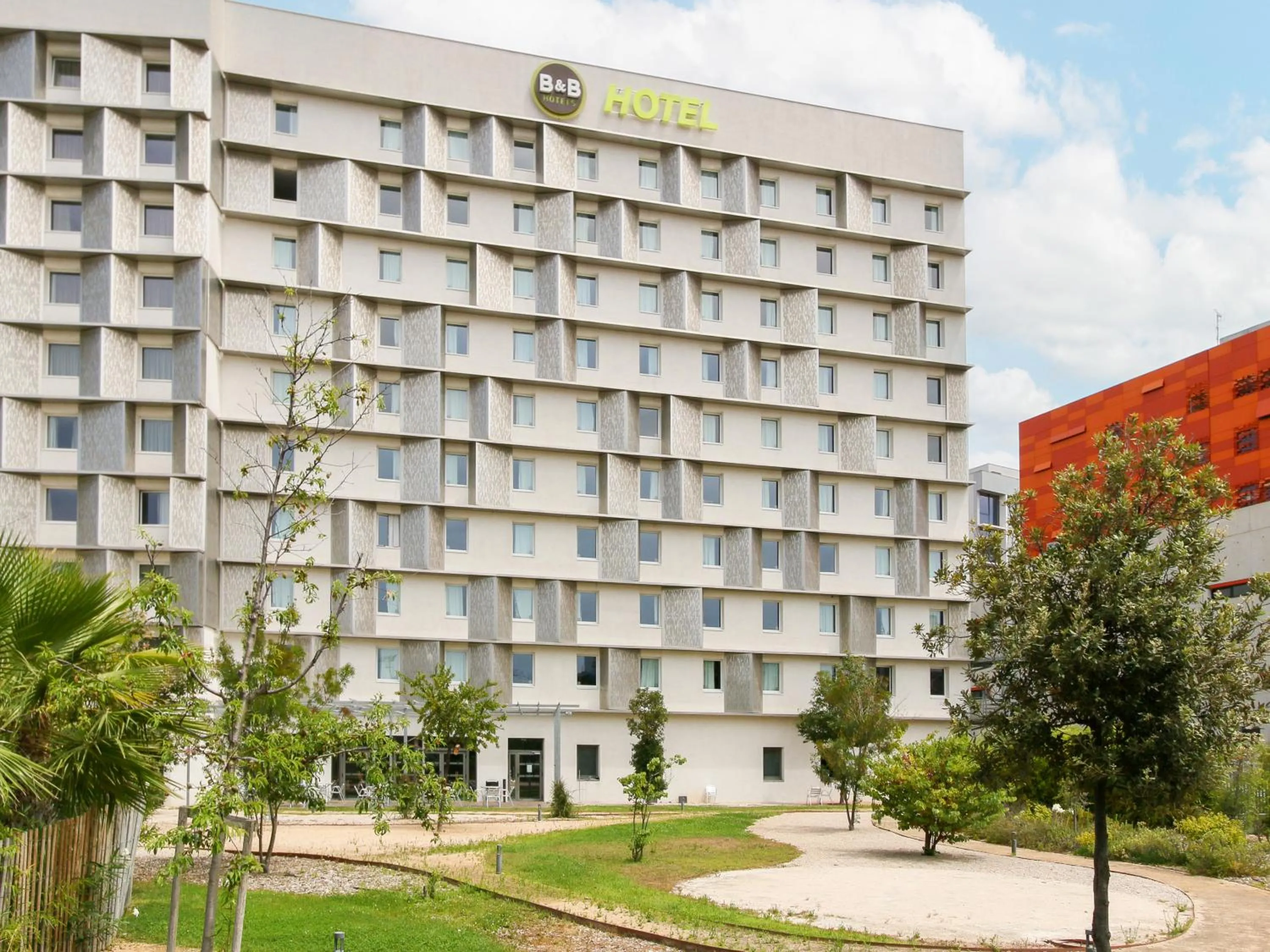 Property building in B&B HOTEL Marseille Prado Vélodrome