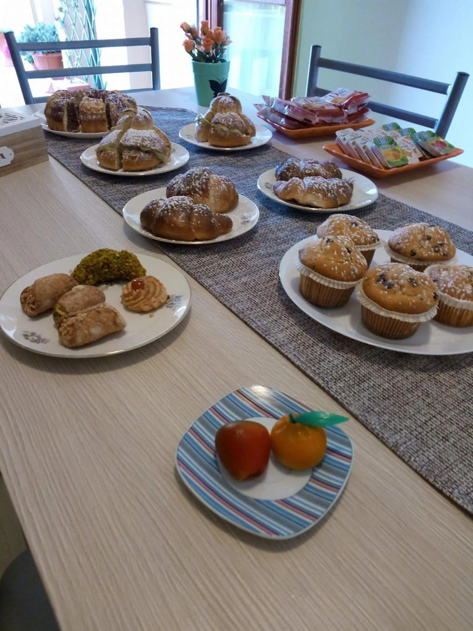 Breakfast in Affittacamere Il Terrazzo Di Archimede