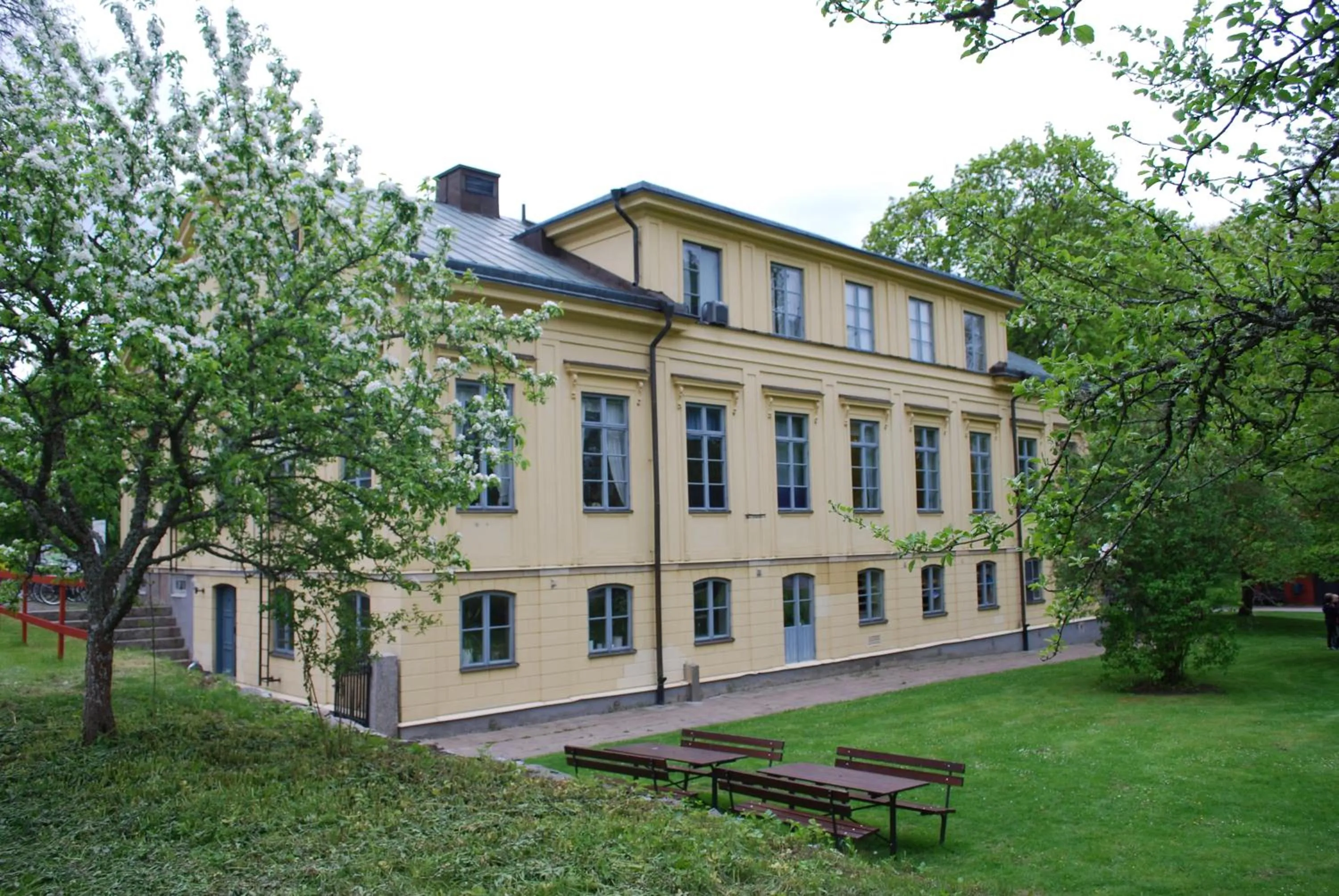 Garden in Valla Folkhögskola