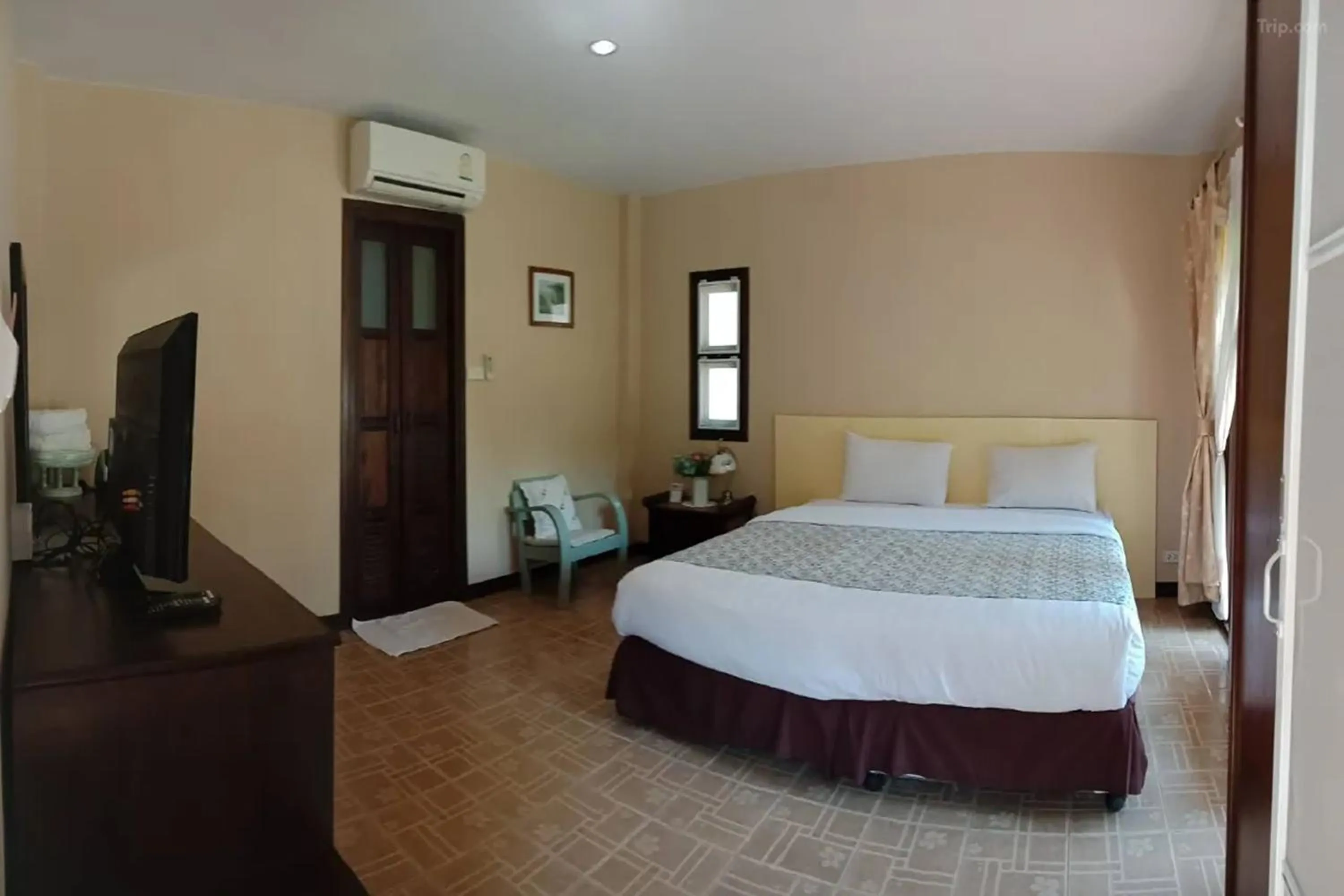 Bed in Doi Tung View Resort