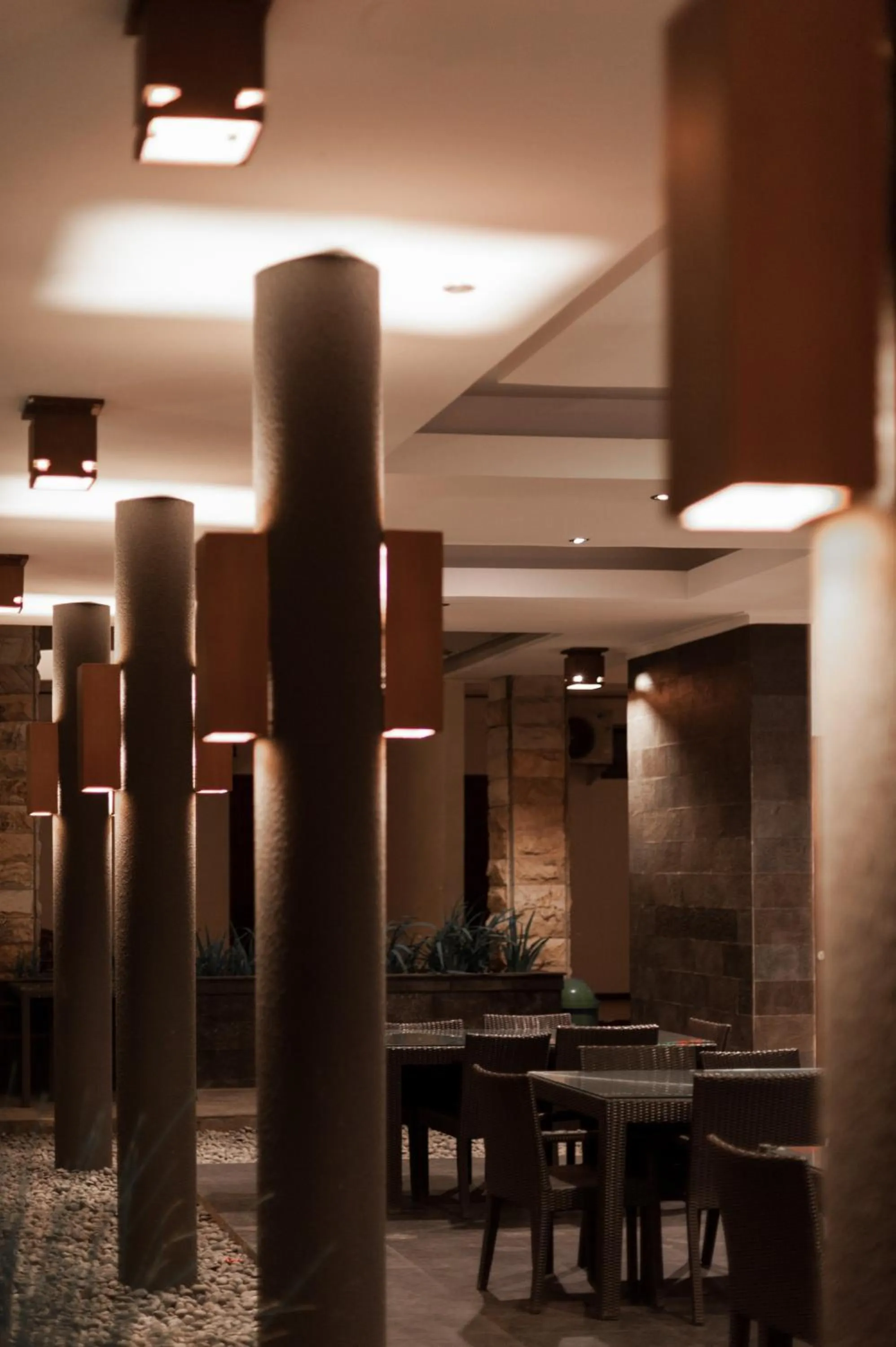 Restaurant/places to eat in Surya Kencana Seaside Hotel