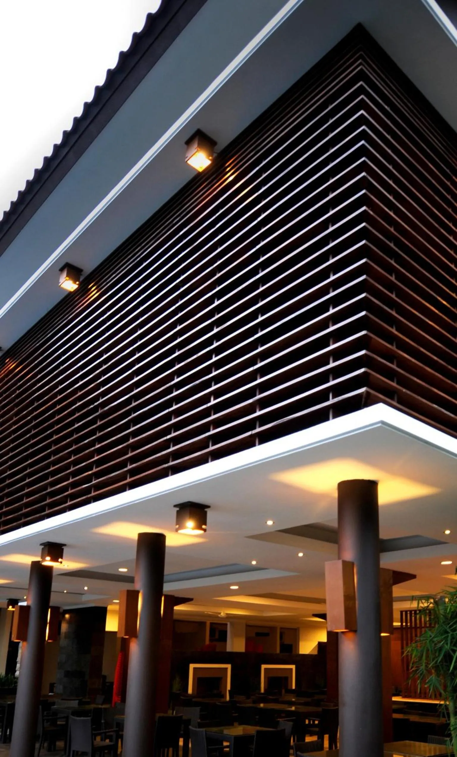 Surya Kencana Seaside Hotel