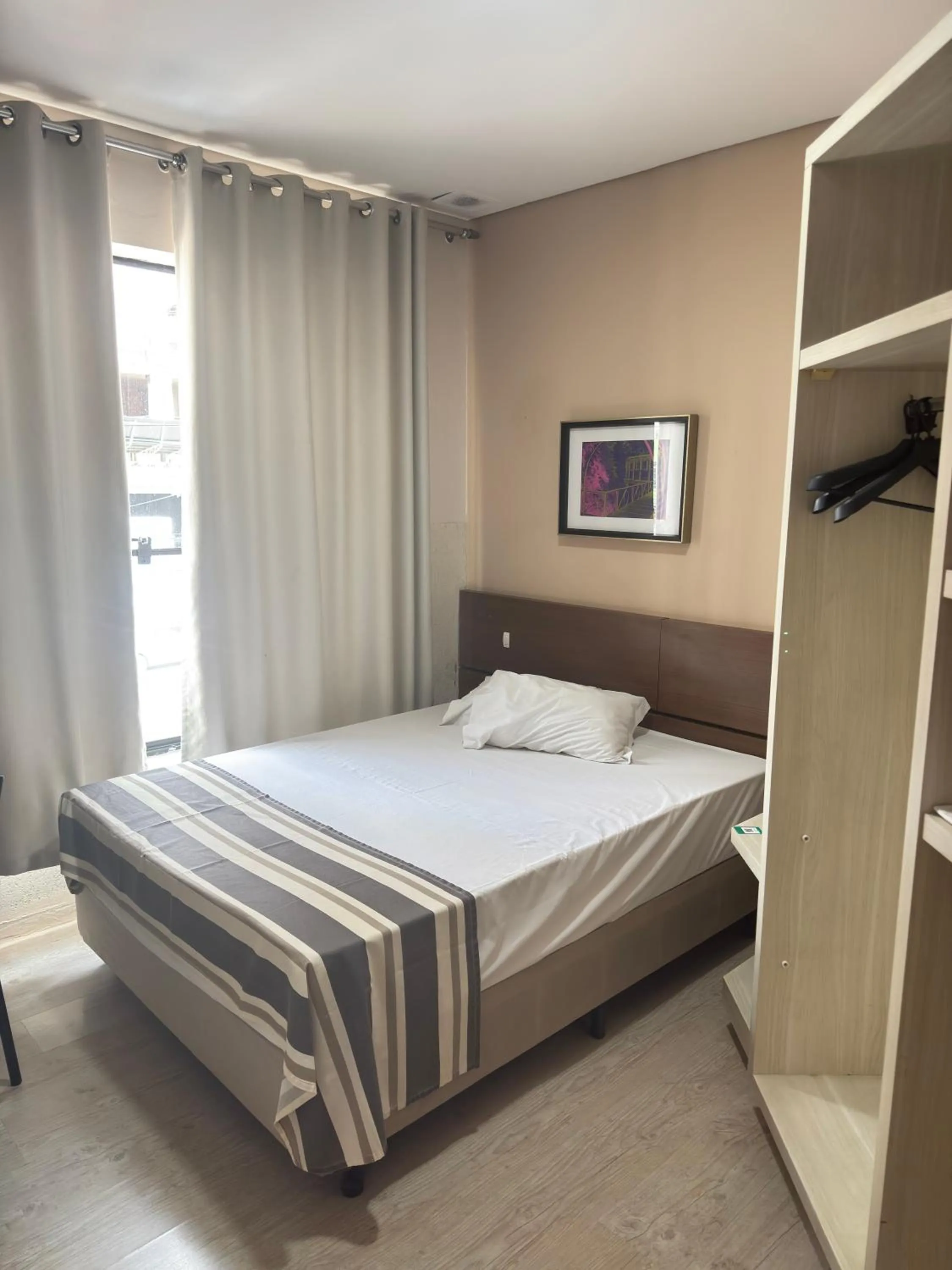 Bed in Hotel Sol By MRHotelaria