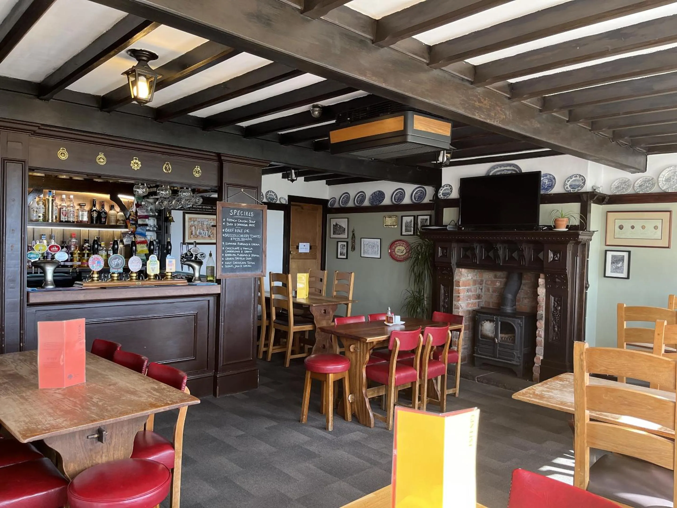 Lounge or bar in Lathkil Hotel