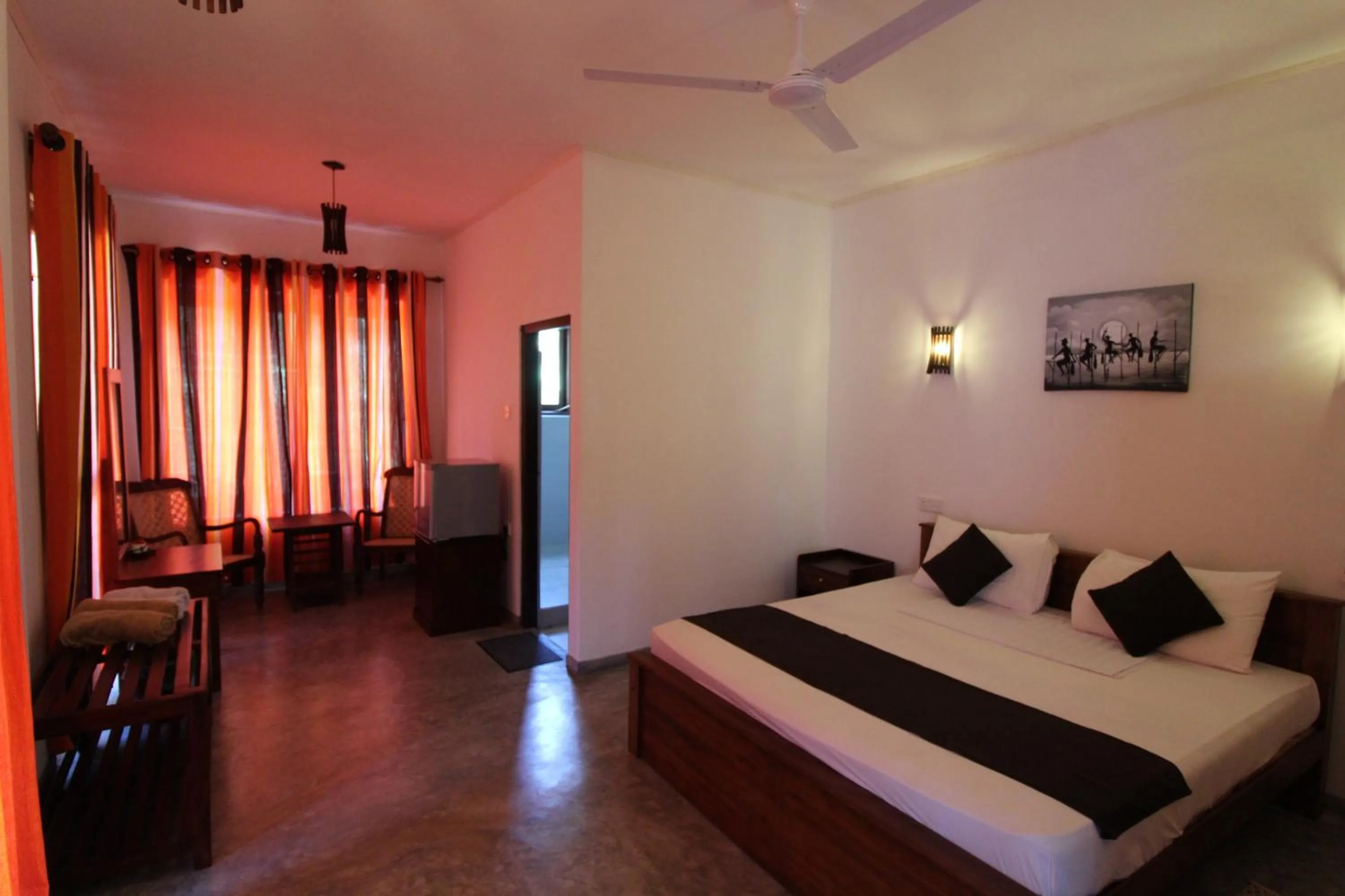 Photo of the whole room, Bed in Santori Unawatuna