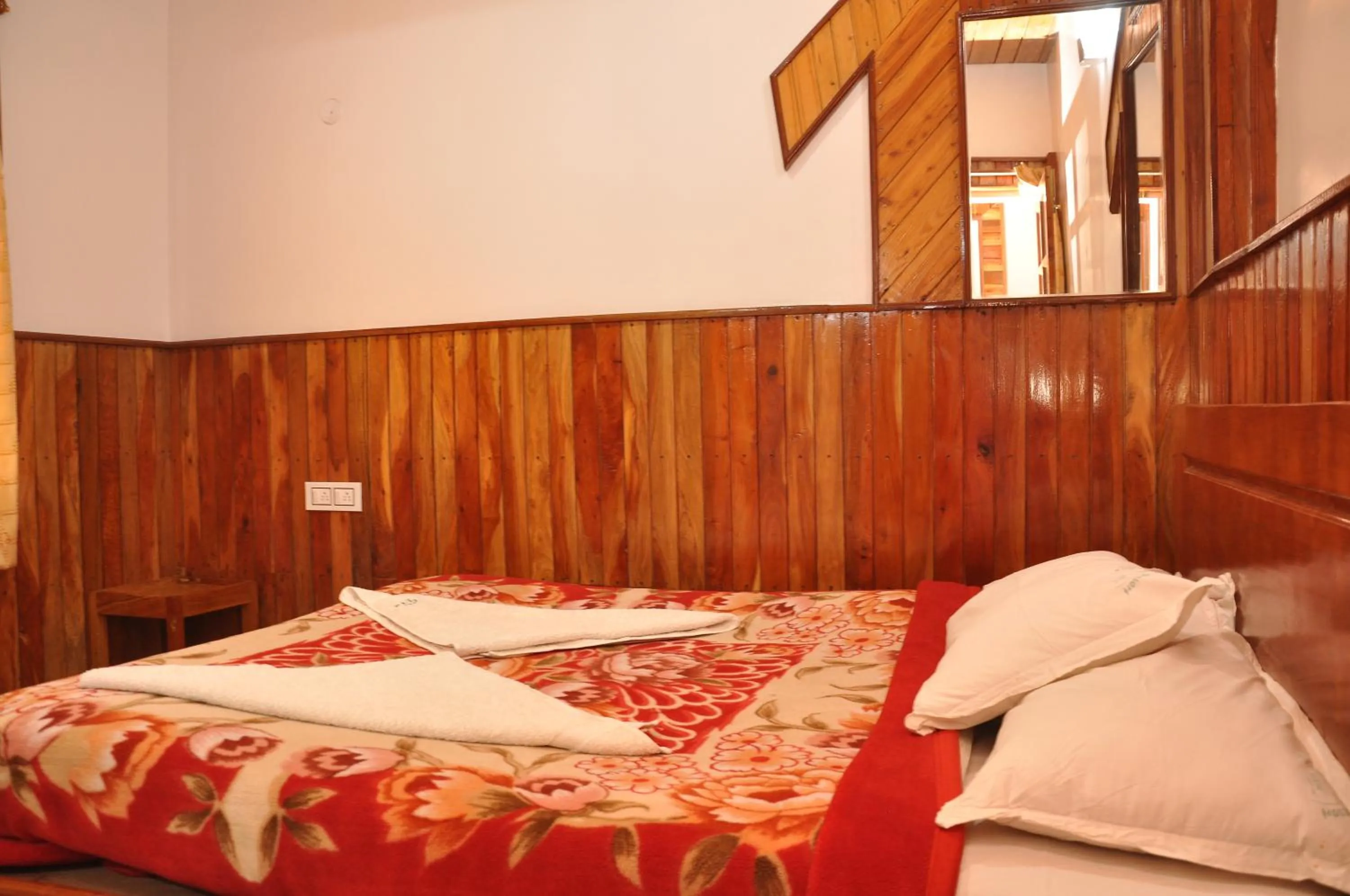 Bed in Lilly's Valley Resort