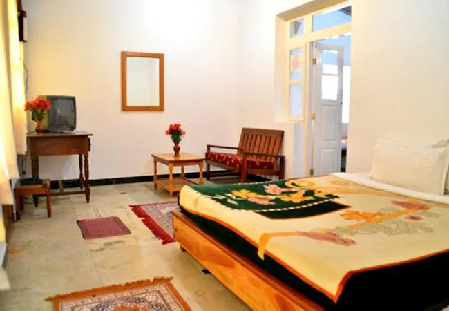 Photo of the whole room in Lilly's Valley Resort