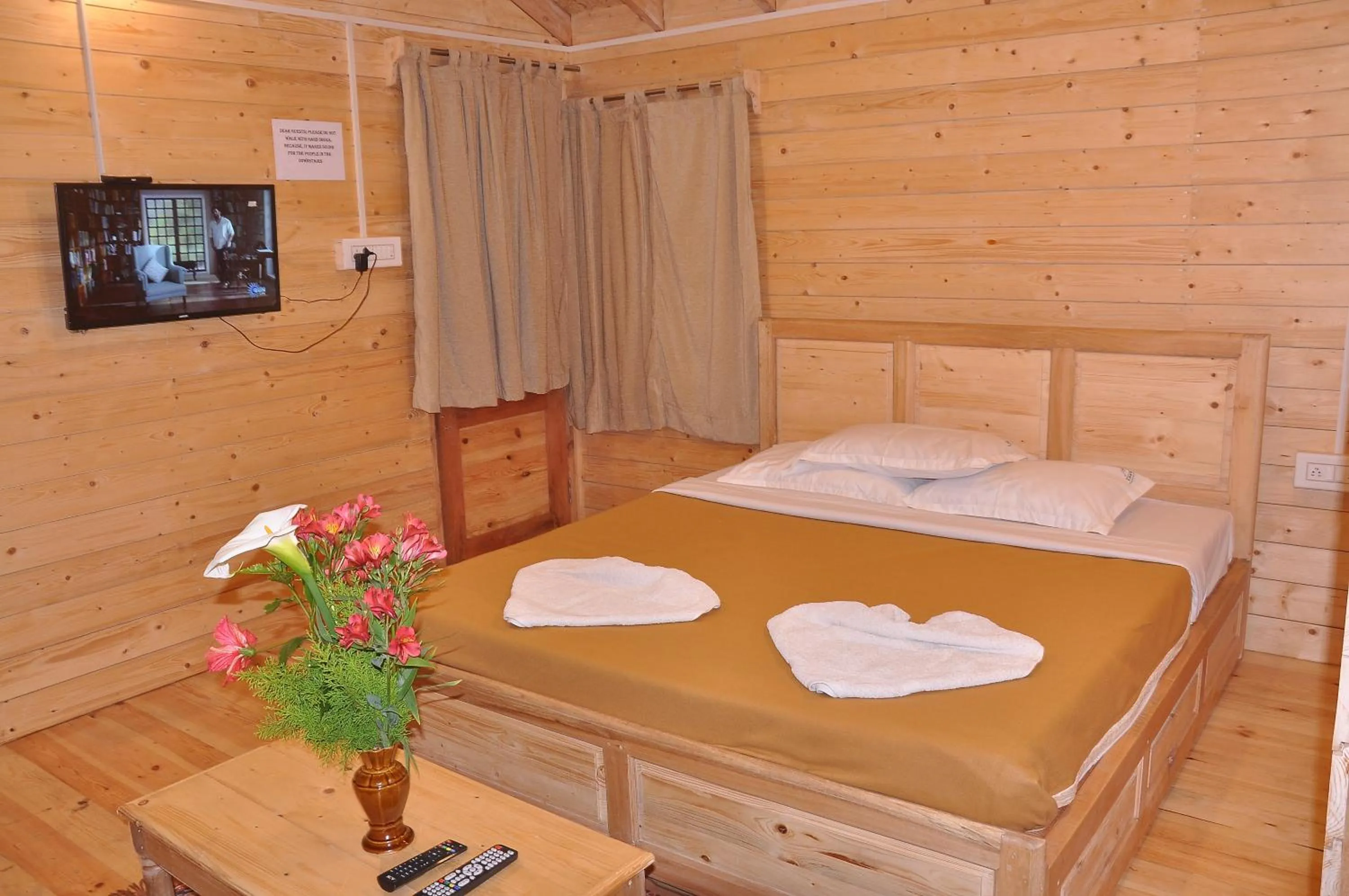 Bed in Lilly's Valley Resort