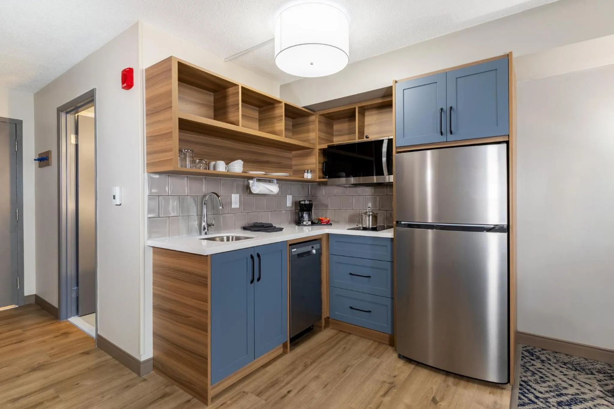 Photo of the whole room in Candlewood Suites London South by IHG