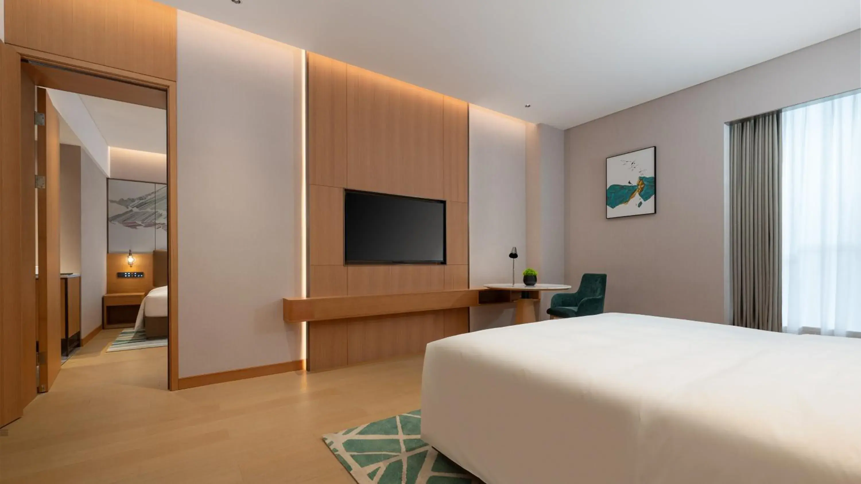 Standard King Room - Accessible in Holiday Inn Weinan High-Tech Zone by IHG Standard King Room - Accessible in Holiday Inn Weinan High-Tech Zone by IHG