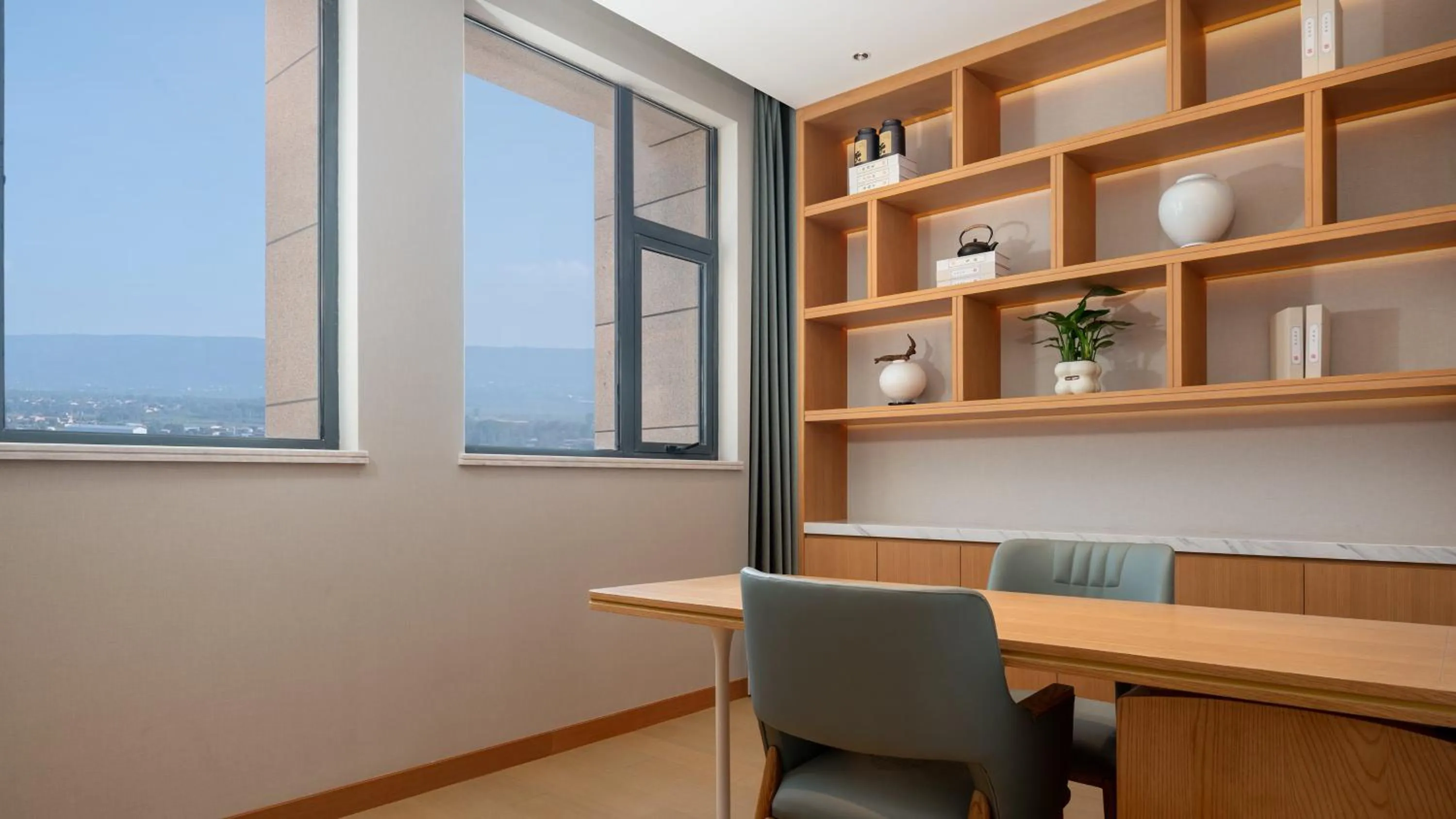 Photo of the whole room in Holiday Inn Weinan High-Tech Zone by IHG