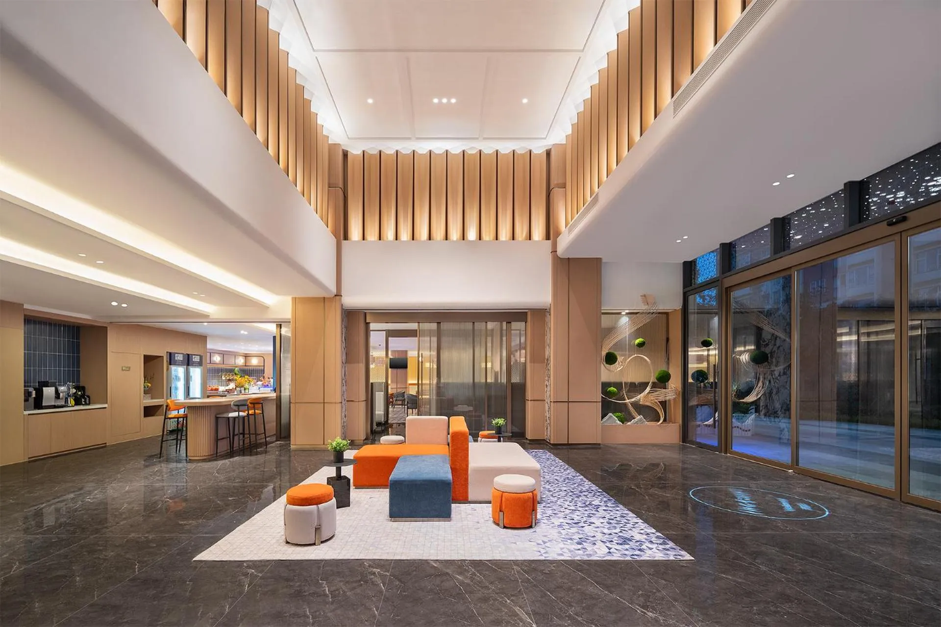 Lobby or reception in Holiday Inn Express Kunming Yiliang Center by IHG
