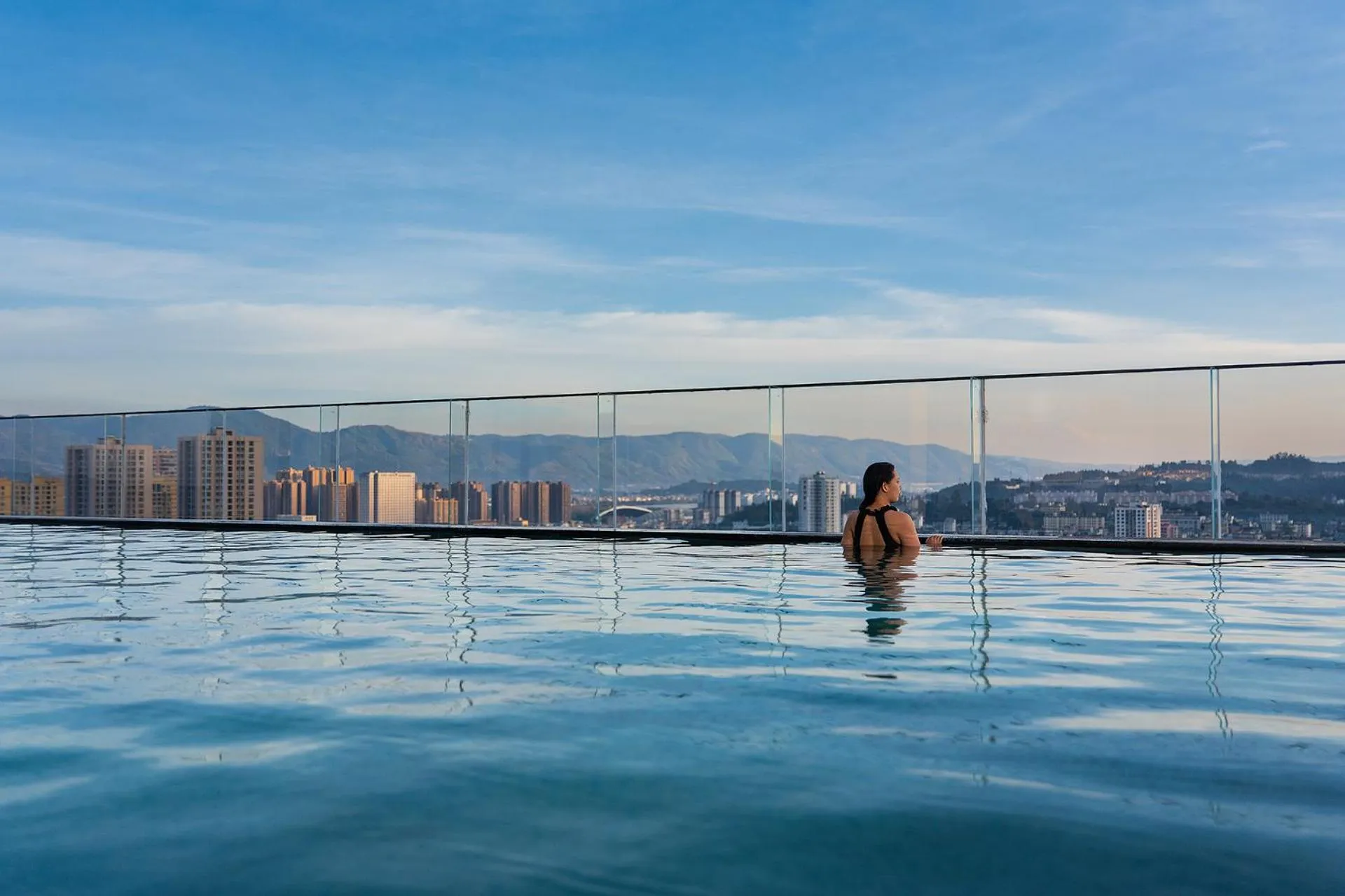 Swimming pool in Holiday Inn Express Kunming Yiliang Center by IHG