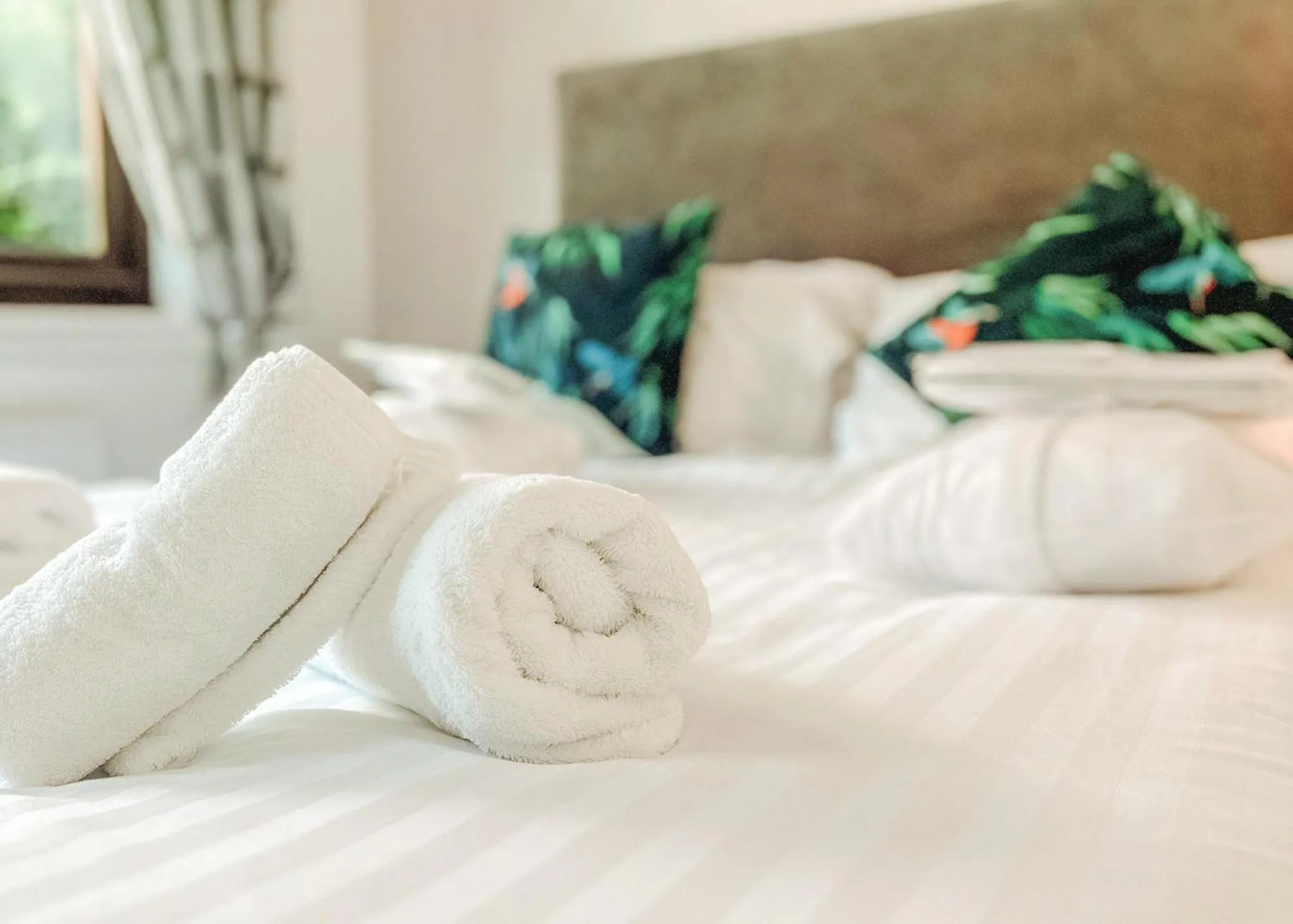 Property building, Bed in Herons Lake Retreat