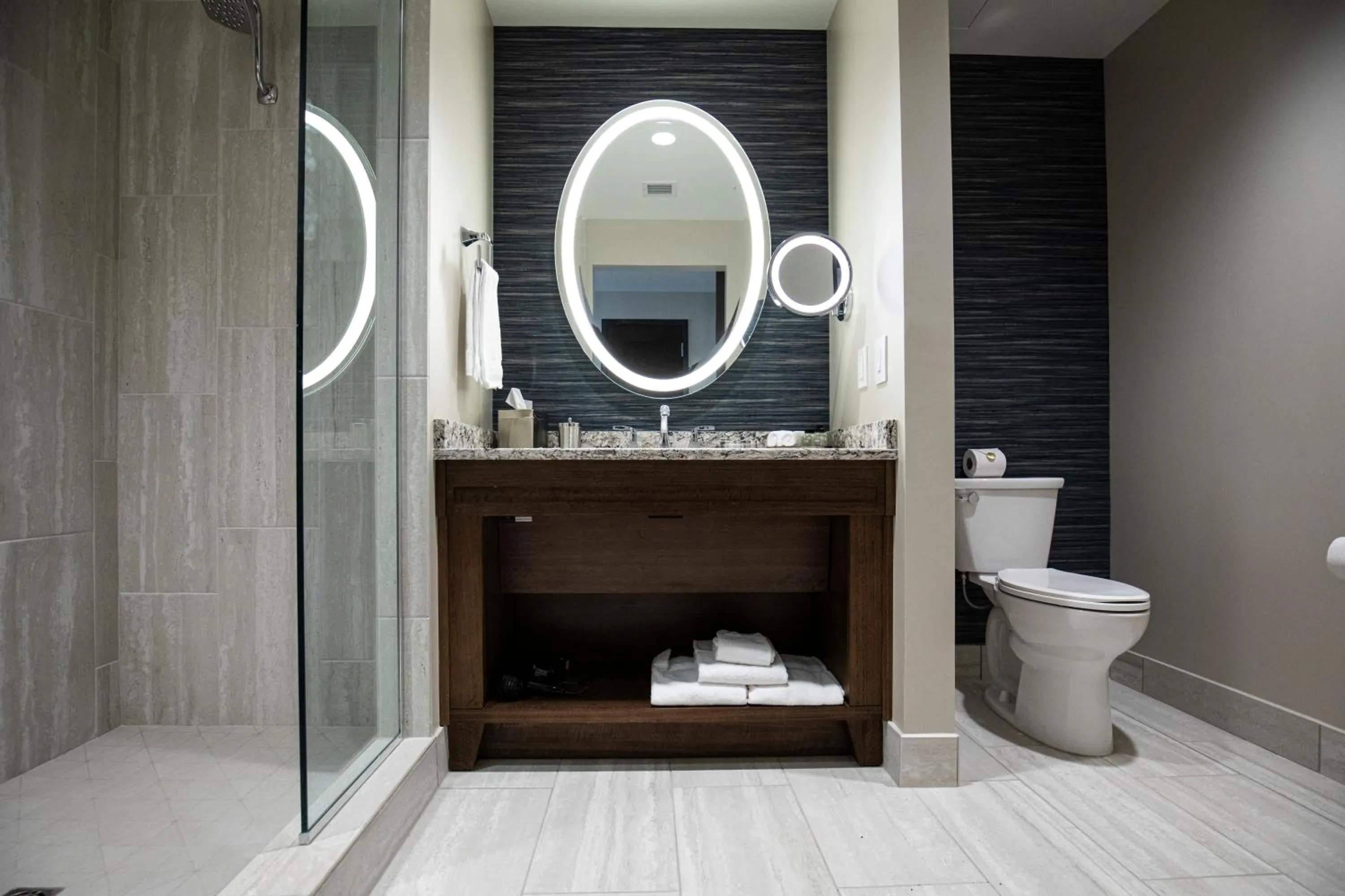 Shower in Choctaw Casino Resort - Durant