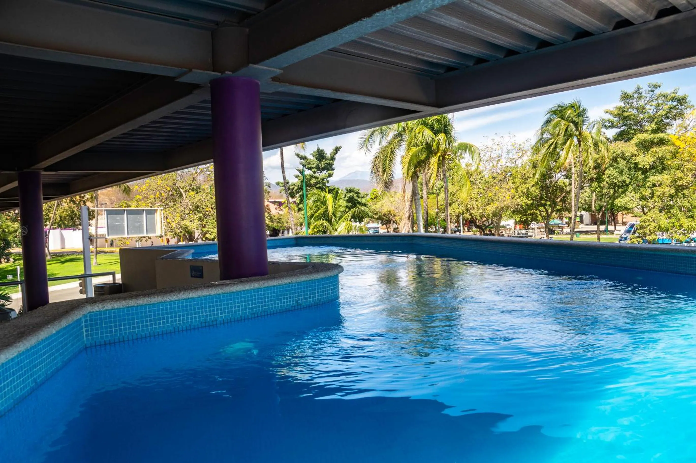 Swimming pool in AM Hotel y Plaza