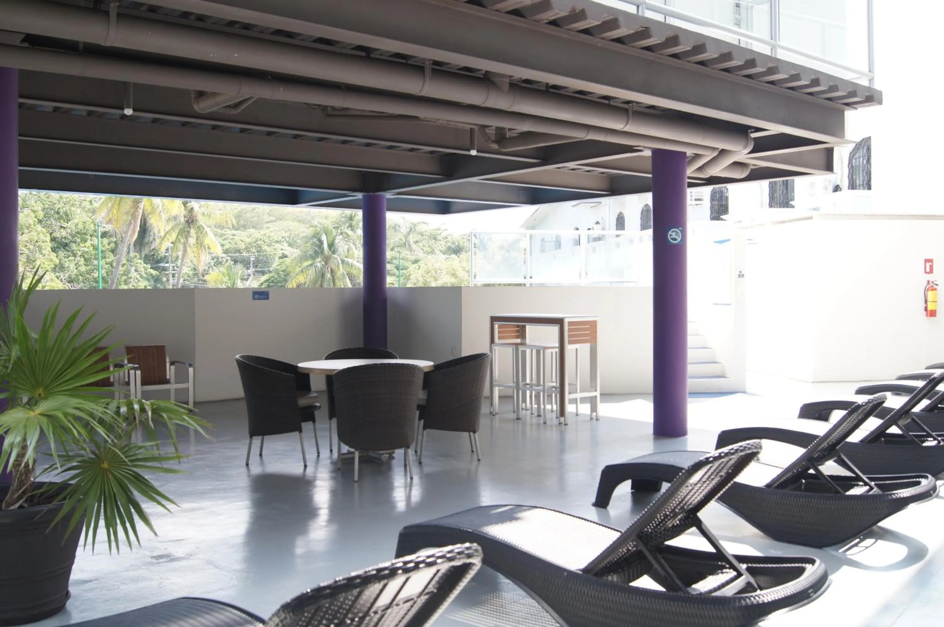 Swimming pool in AM Hotel y Plaza