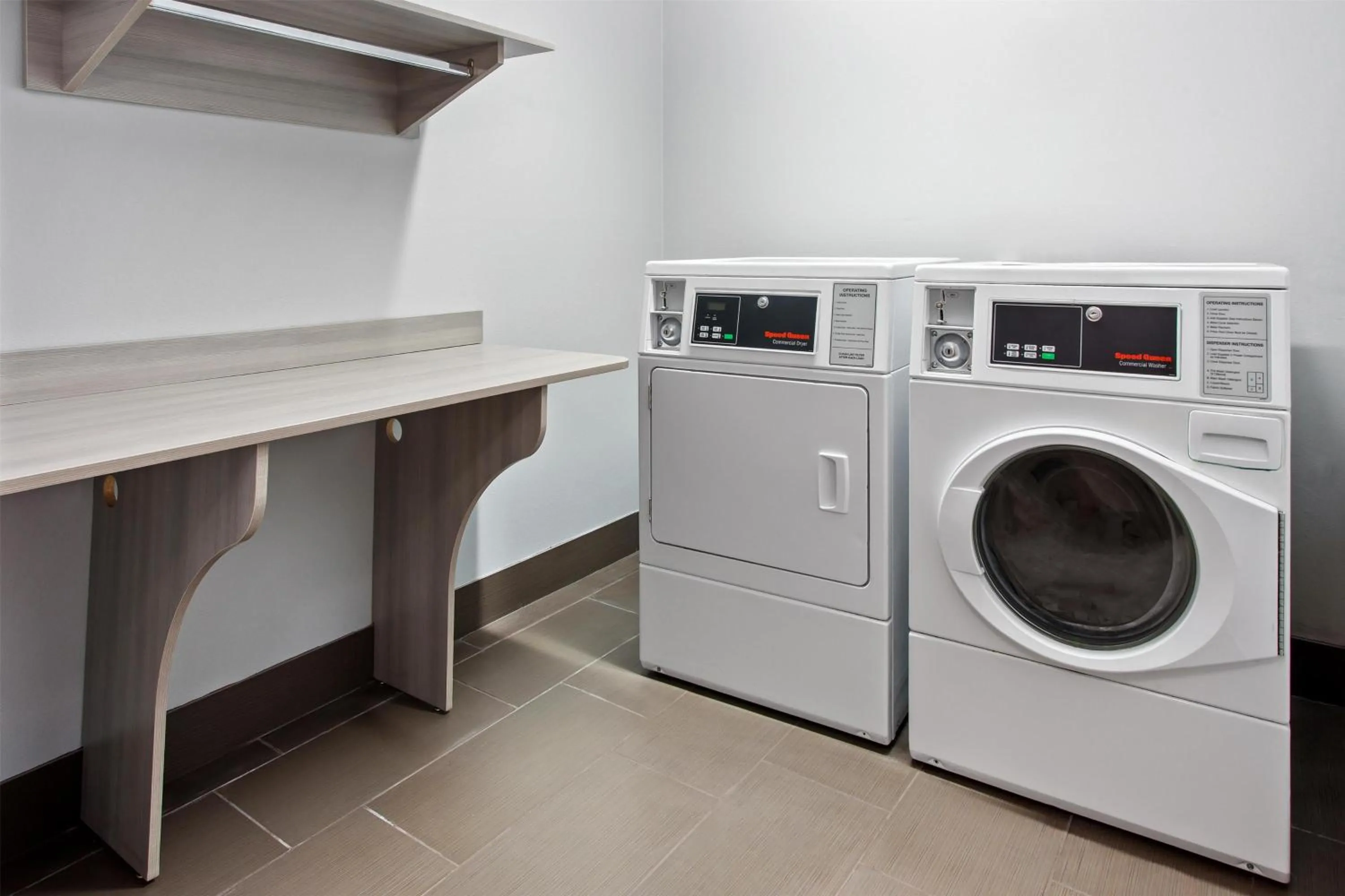 laundry in Spark by Hilton Rochester South